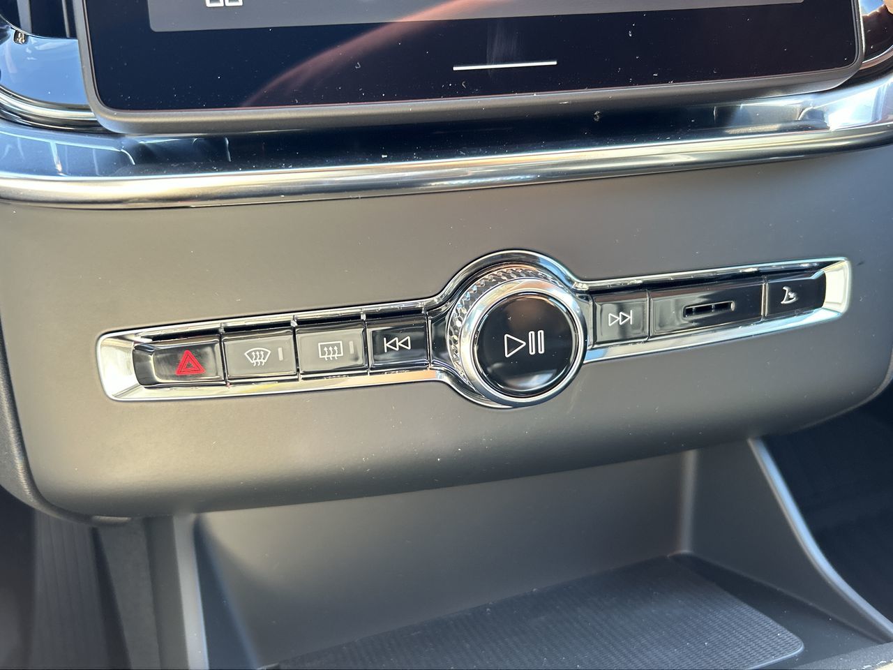 2026 Volvo XC90 Plug-in hybrid in Richmond, British Columbia