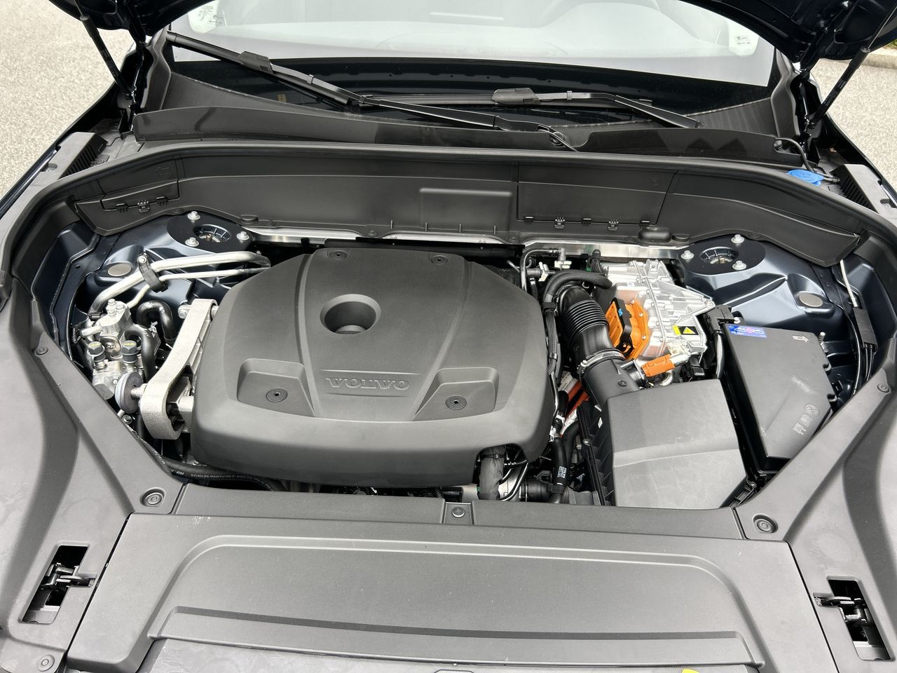 2026 Volvo XC90 Plug-in hybrid in Richmond, British Columbia