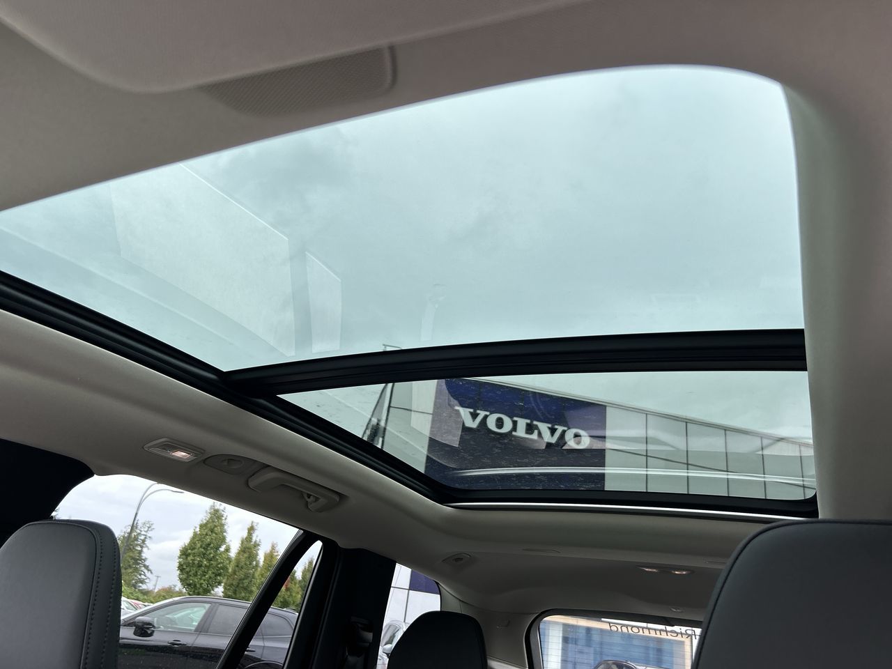 2026 Volvo XC90 Plug-in hybrid in Richmond, British Columbia