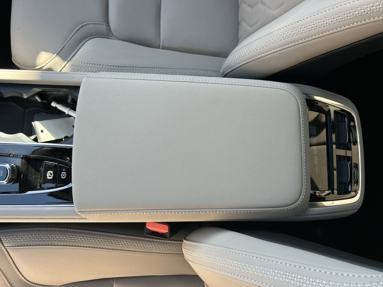 2026 Volvo XC90 Plug-in hybrid in Richmond, British Columbia