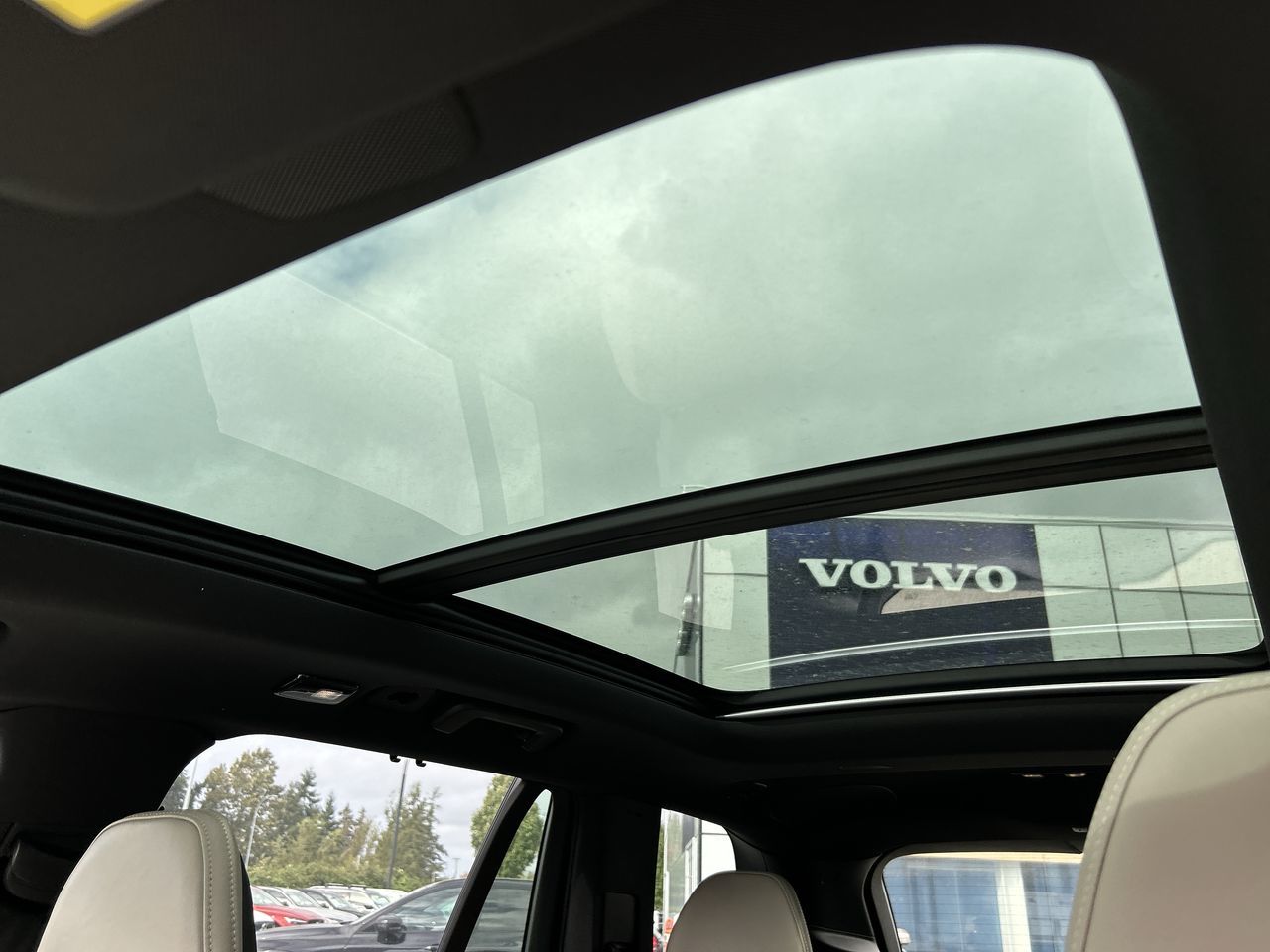 2026 Volvo XC90 Plug-in hybrid in Richmond, British Columbia