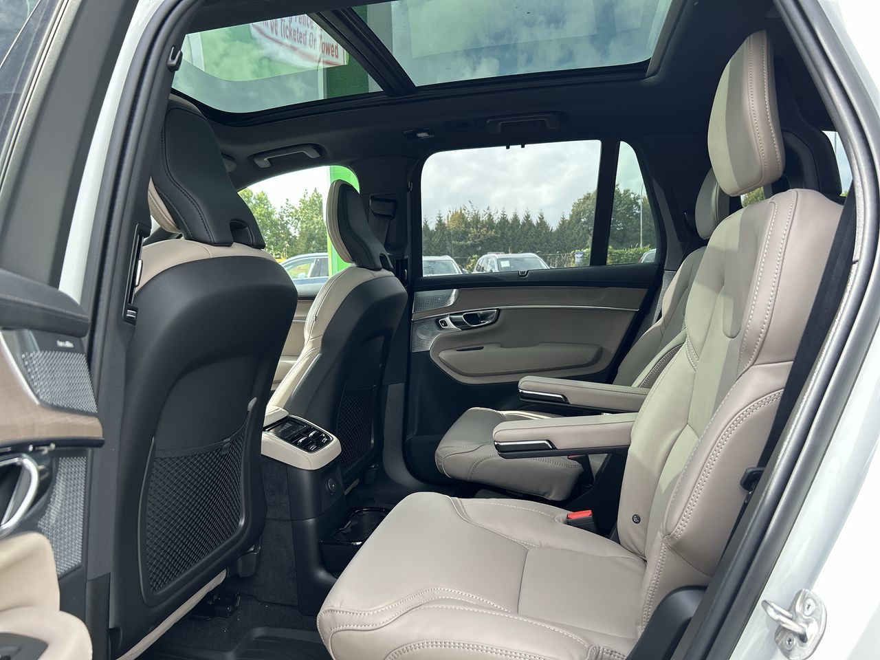 2026 Volvo XC90 Plug-in hybrid in Richmond, British Columbia