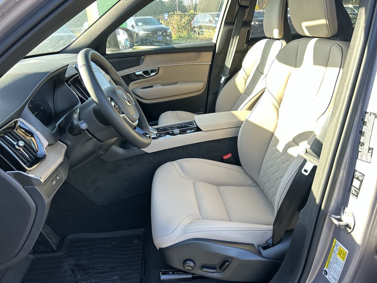 2026 Volvo XC90 Plug-in hybrid in Richmond, British Columbia