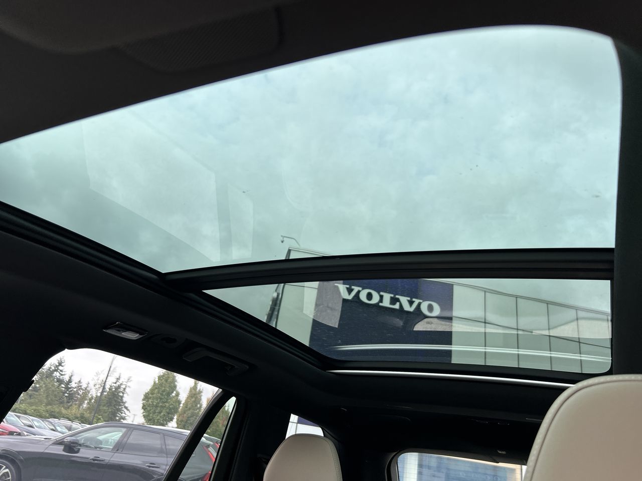 2026 Volvo XC90 Plug-in hybrid in Richmond, British Columbia