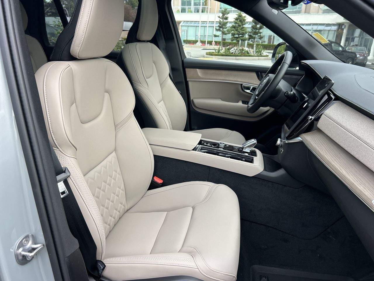 2026 Volvo XC90 Plug-in hybrid in Richmond, British Columbia