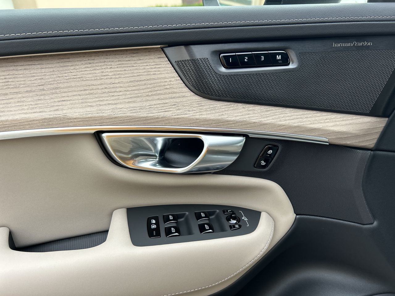 2026 Volvo XC90 Plug-in hybrid in Richmond, British Columbia