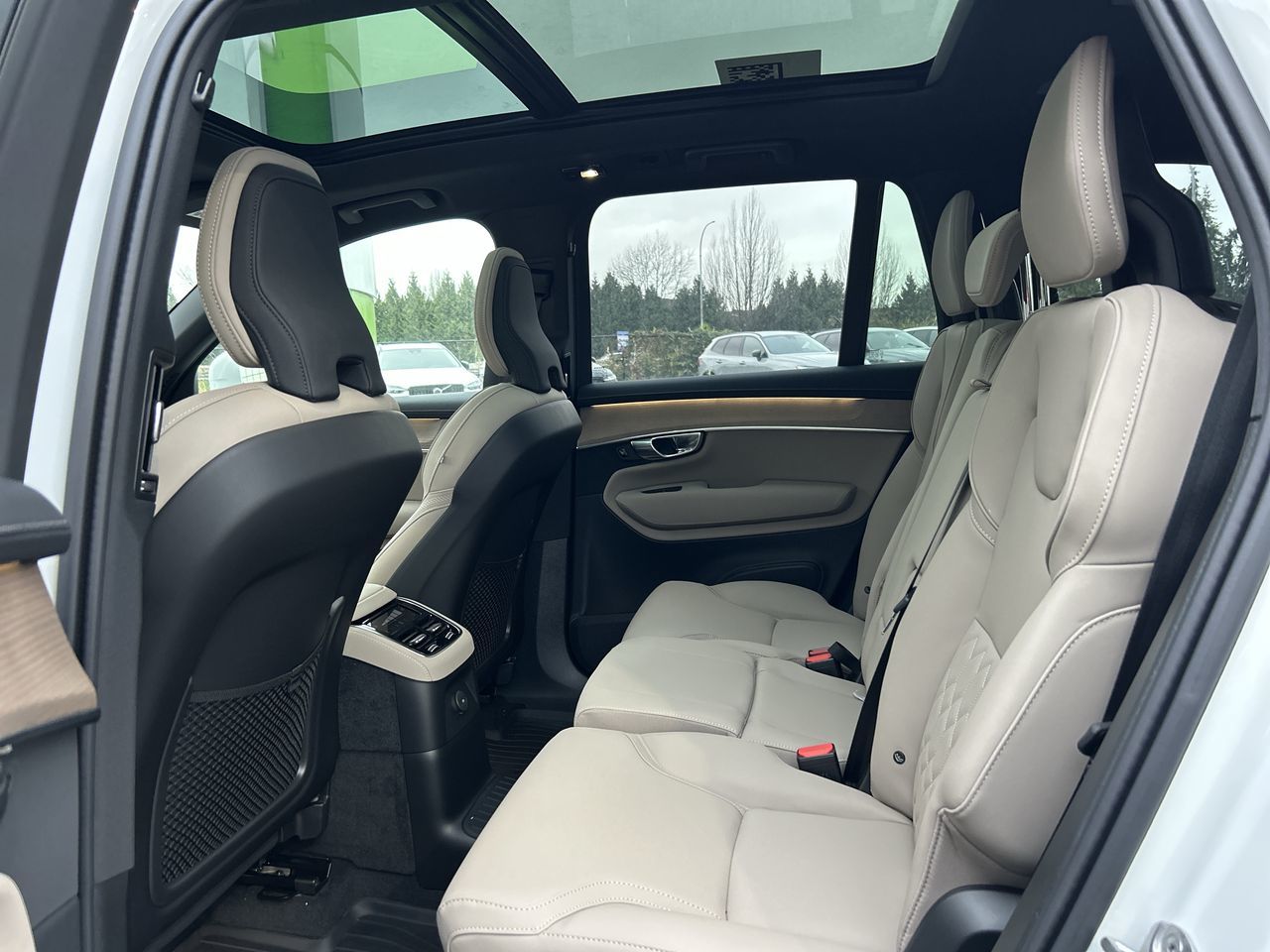 2026 Volvo XC90 Plug-in hybrid in Richmond, British Columbia