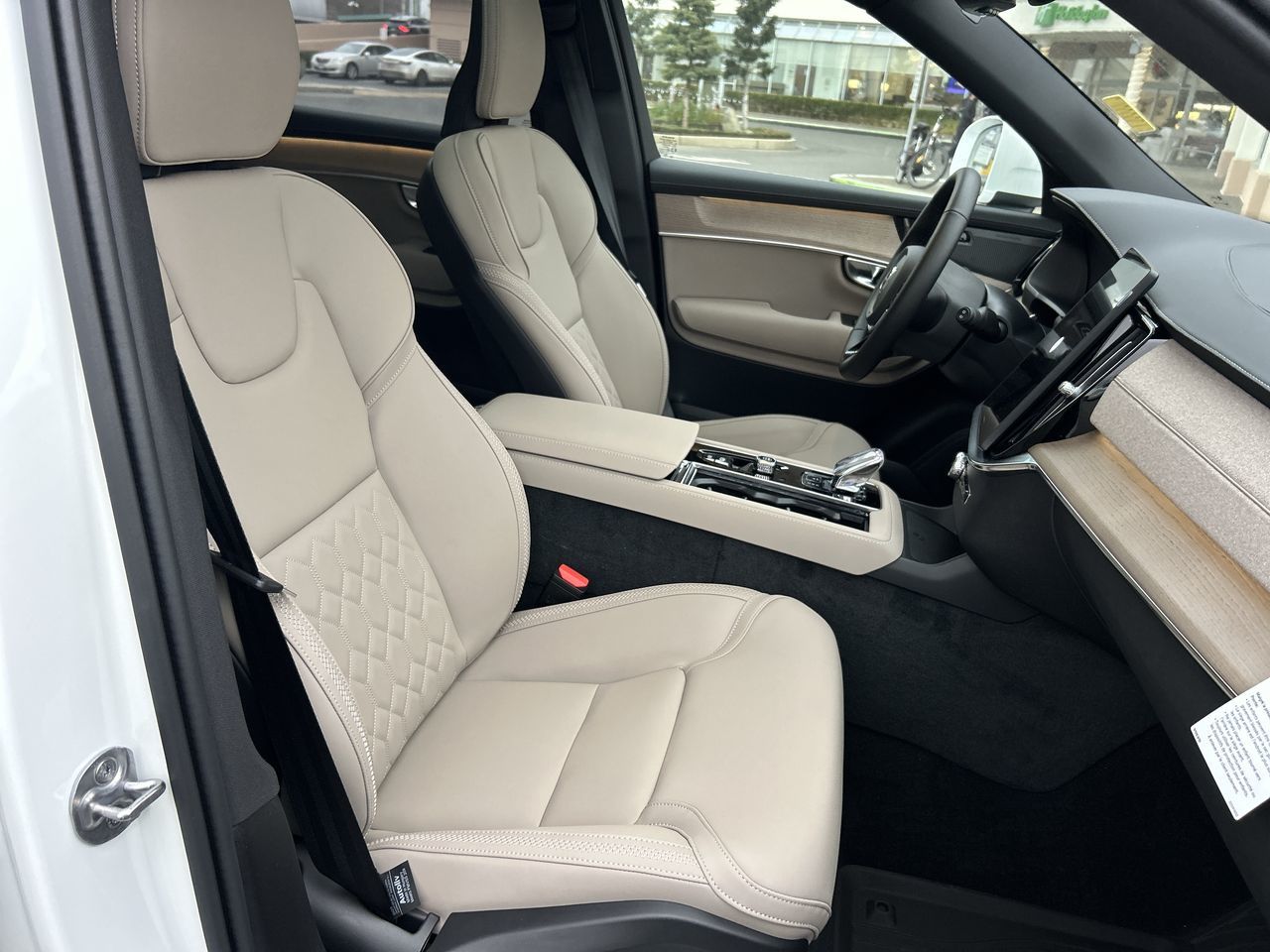 2026 Volvo XC90 Plug-in hybrid in Richmond, British Columbia