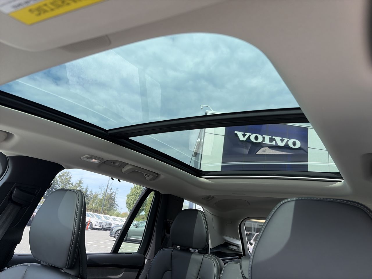 2026 Volvo XC90 Plug-in hybrid in Richmond, British Columbia