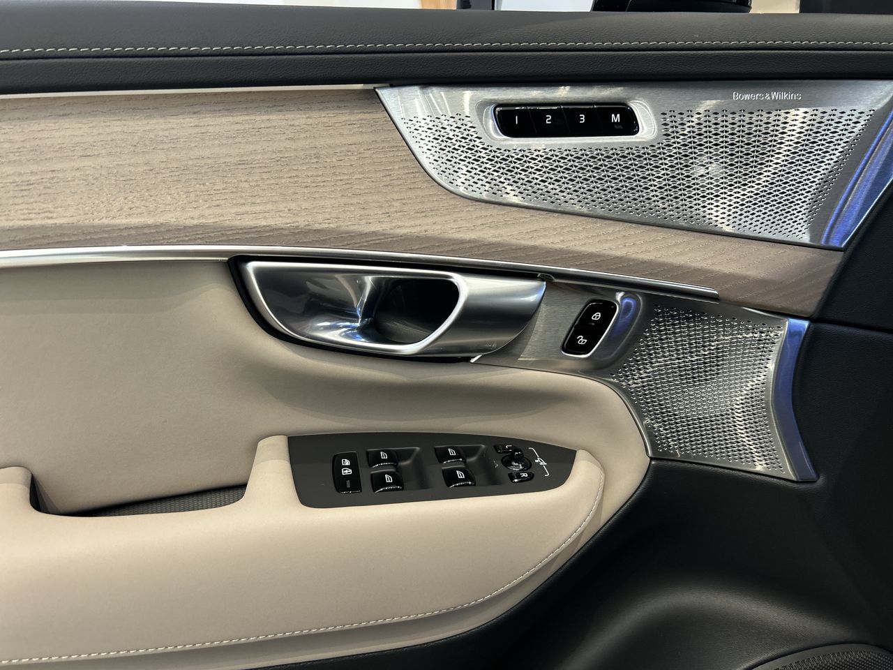 Volvo XC90 Plug-in hybrid  2026 à Richmond, Colombie-Britannique