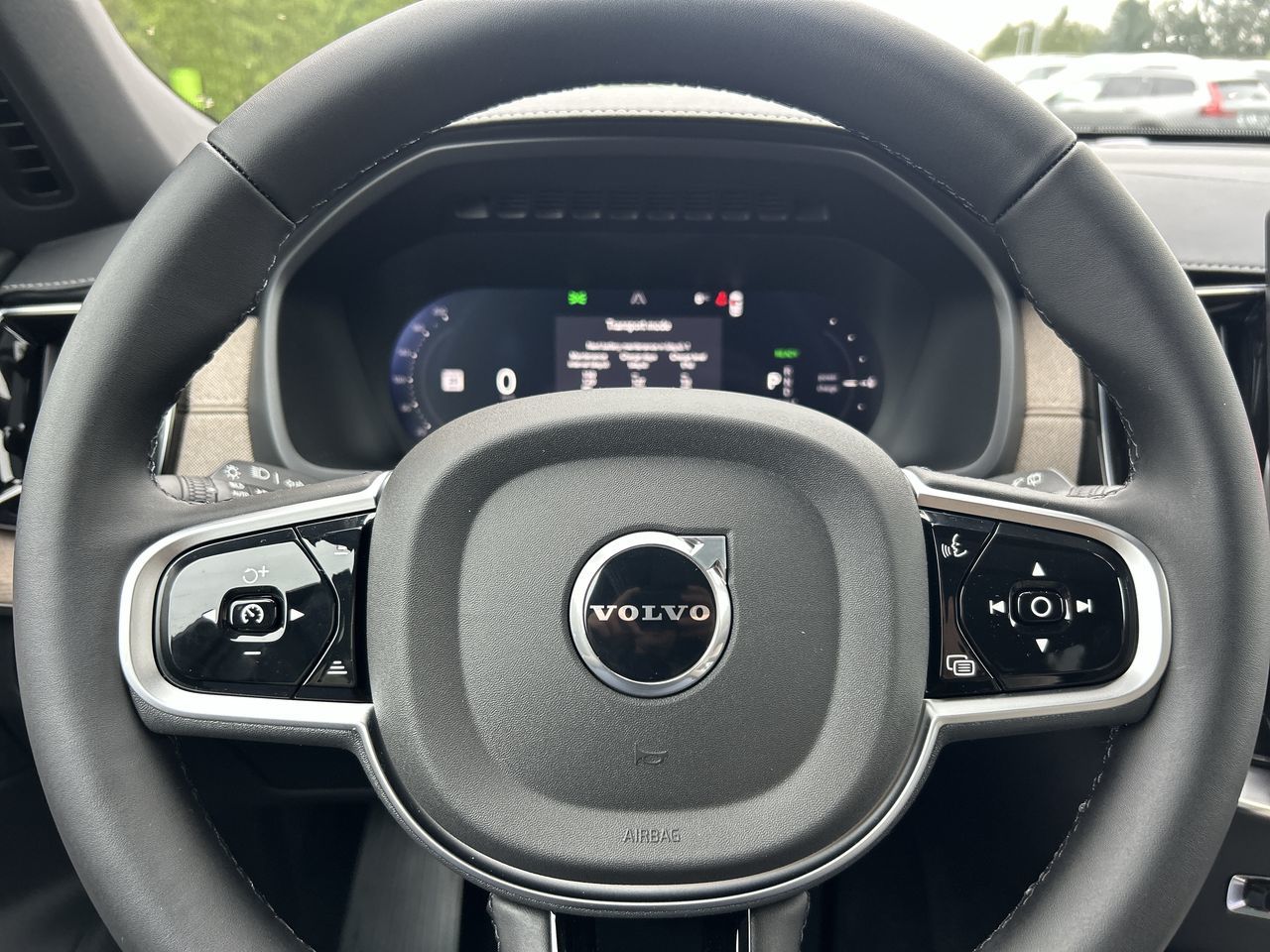 2026 Volvo XC90 Plug-in hybrid in Richmond, British Columbia