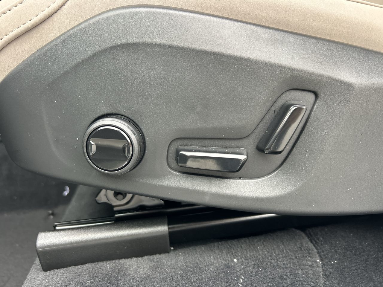 2026 Volvo XC90 Plug-in hybrid in Richmond, British Columbia