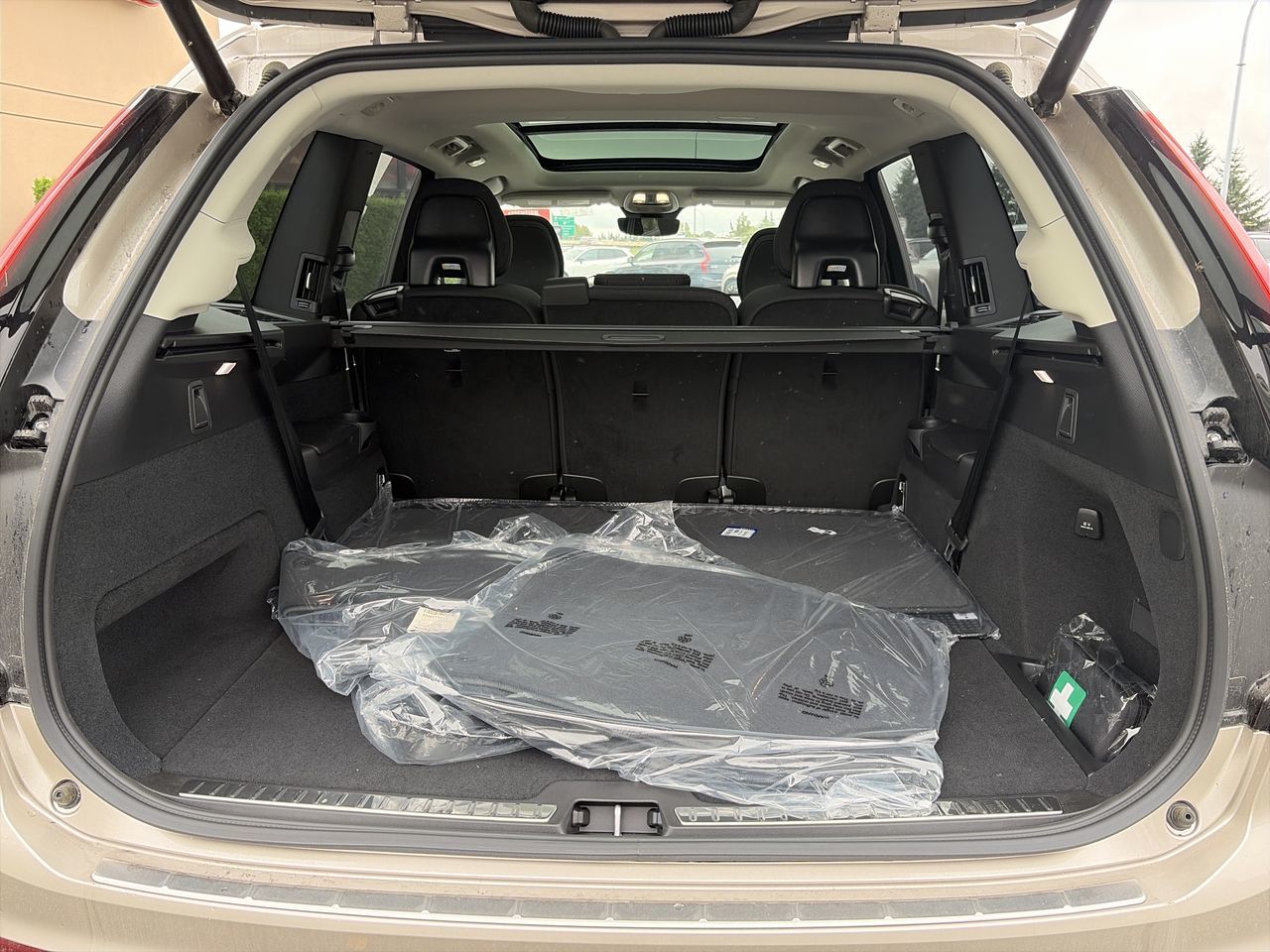 2026 Volvo XC90 Plug-in hybrid in Richmond, British Columbia