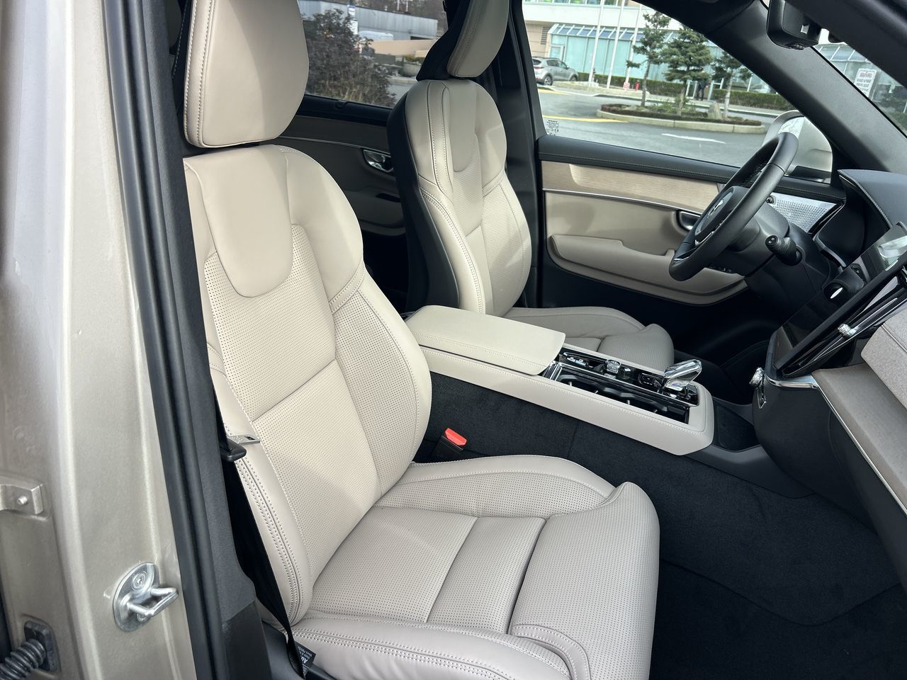 2026 Volvo XC90 Plug-in hybrid in Richmond, British Columbia