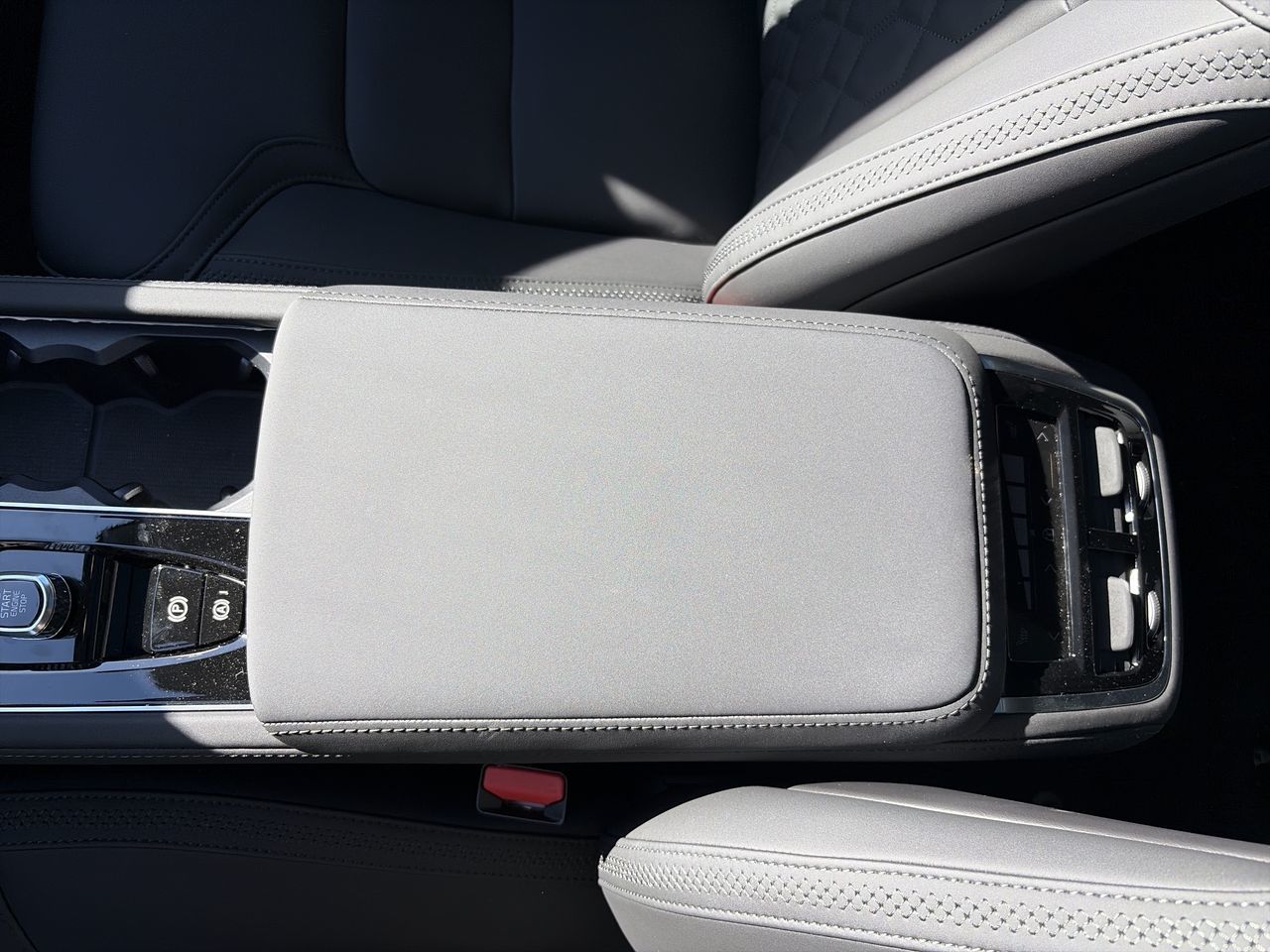 2026 Volvo XC90 Plug-in hybrid in Richmond, British Columbia