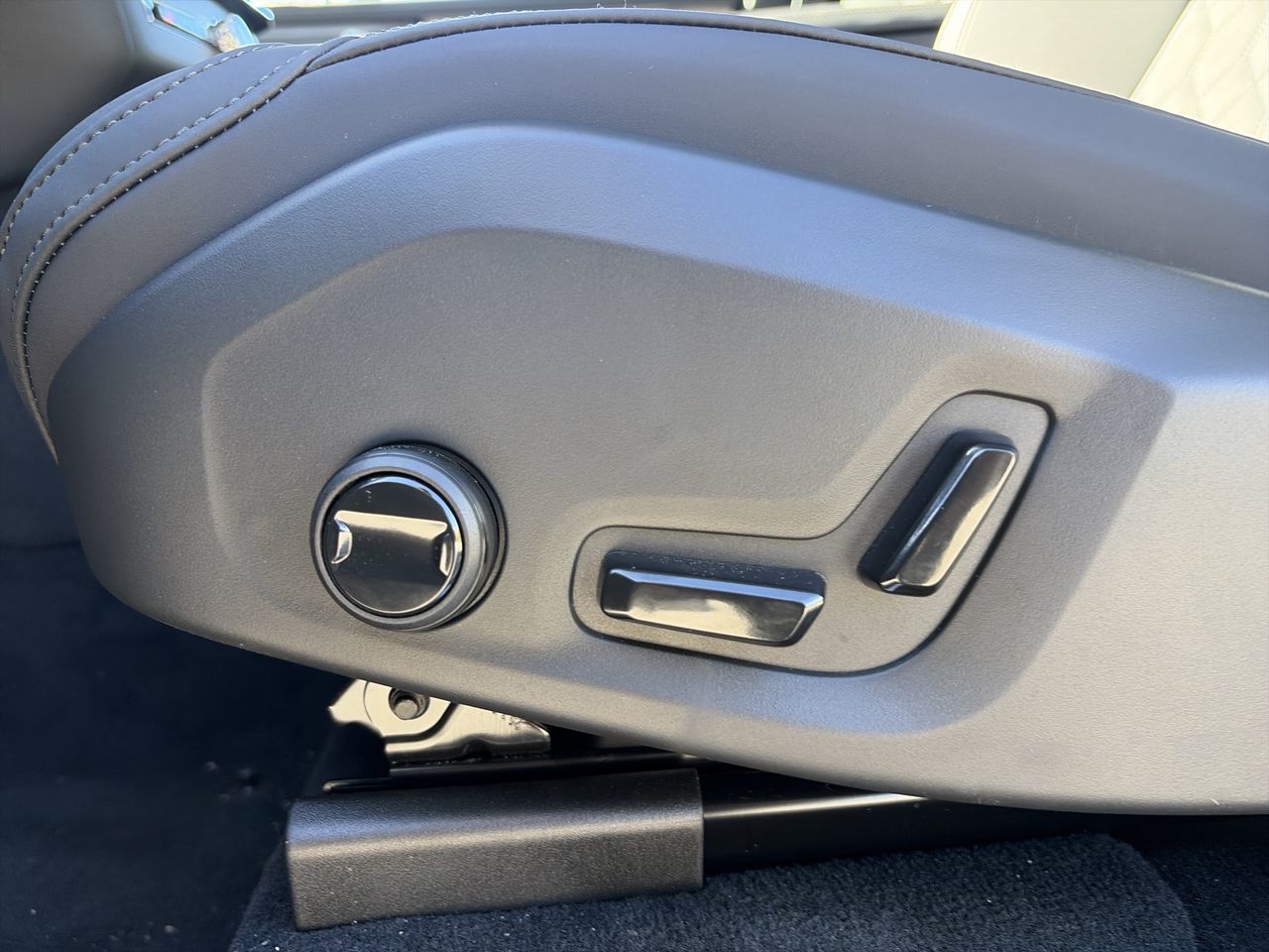 2026 Volvo XC90 Plug-in hybrid in Richmond, British Columbia