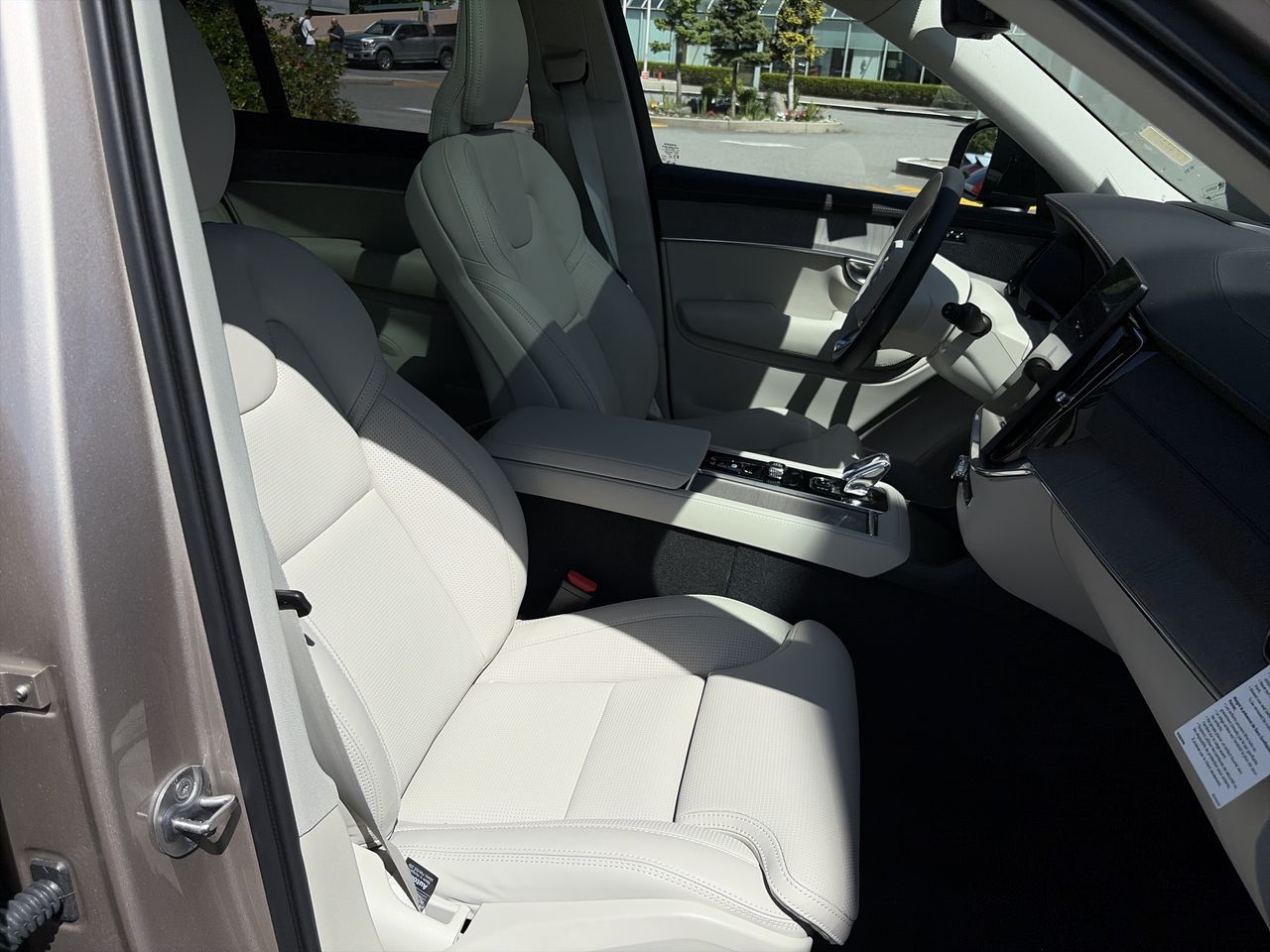 2026 Volvo XC90 Plug-in hybrid in Richmond, British Columbia