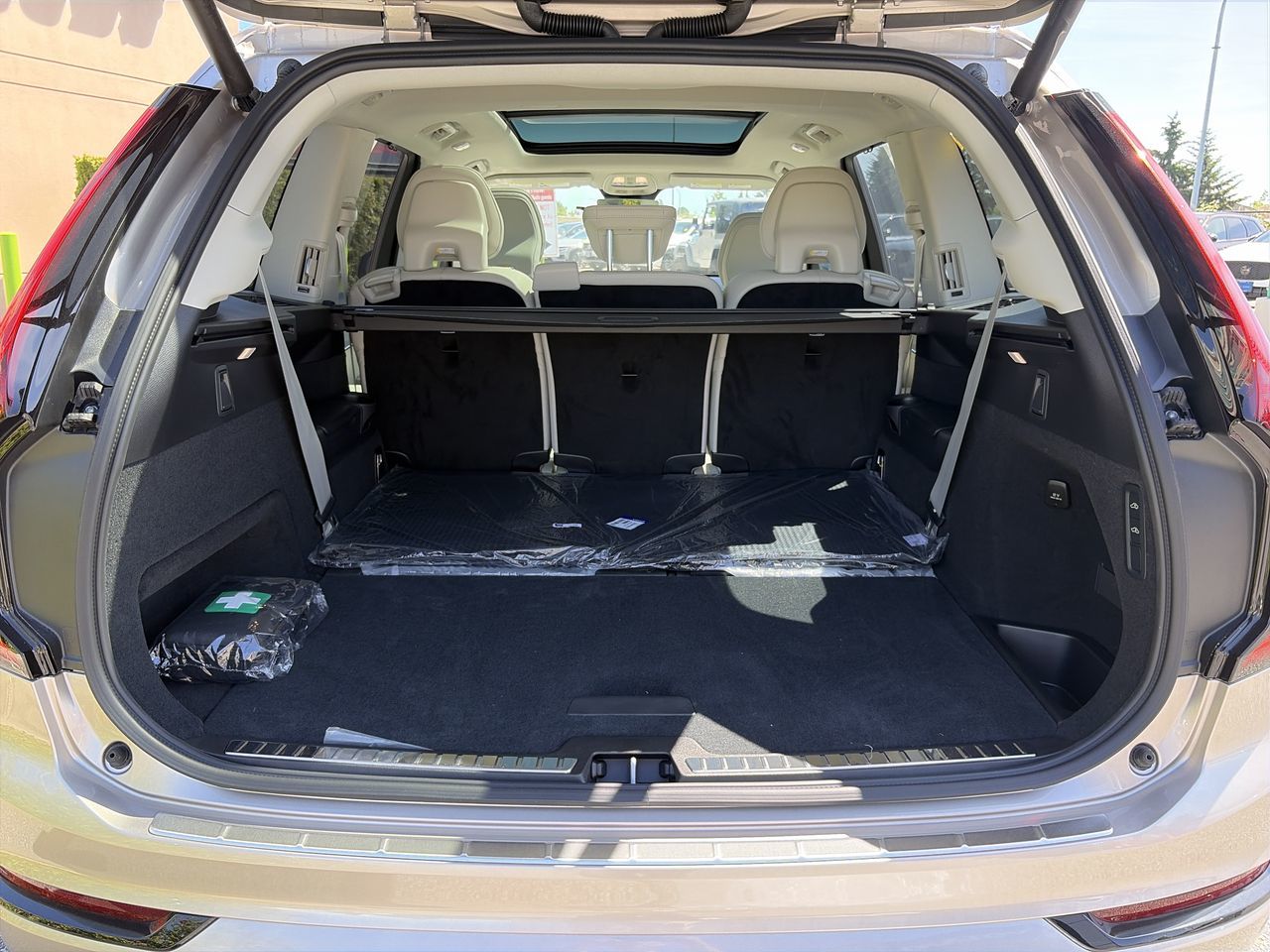 2026 Volvo XC90 Plug-in hybrid in Richmond, British Columbia