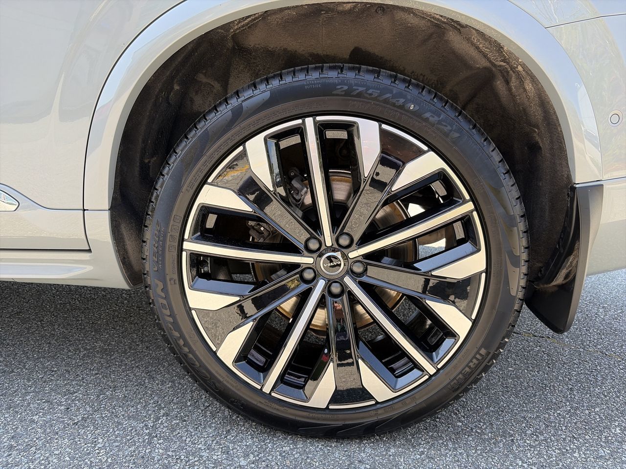 2026 Volvo XC90 Plug-In Hybrid in Richmond, British Columbia