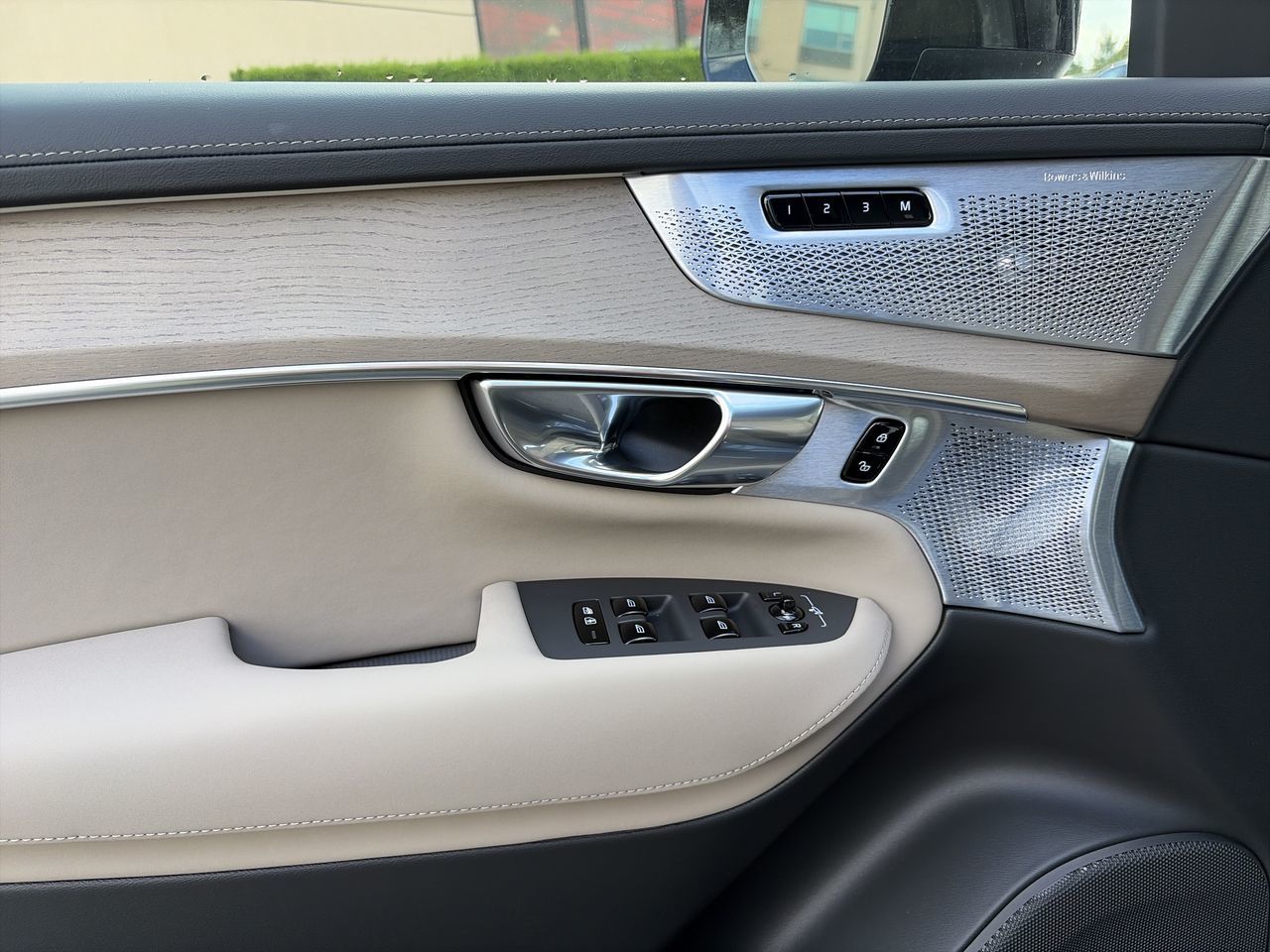2027 Volvo XC90 Plug-in hybrid in Richmond, British Columbia