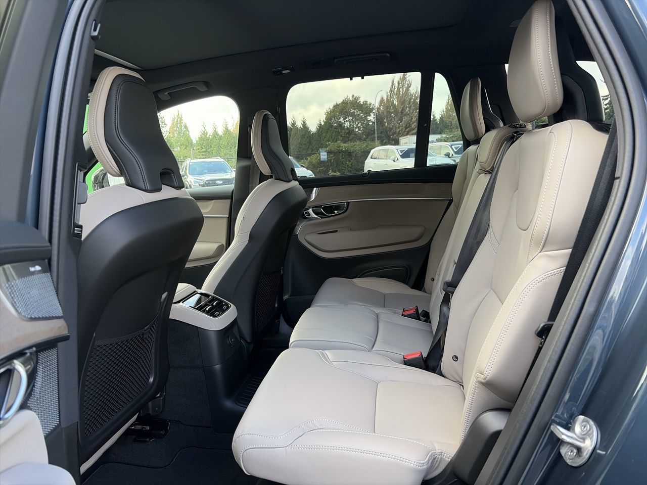 2027 Volvo XC90 Plug-in hybrid in Richmond, British Columbia