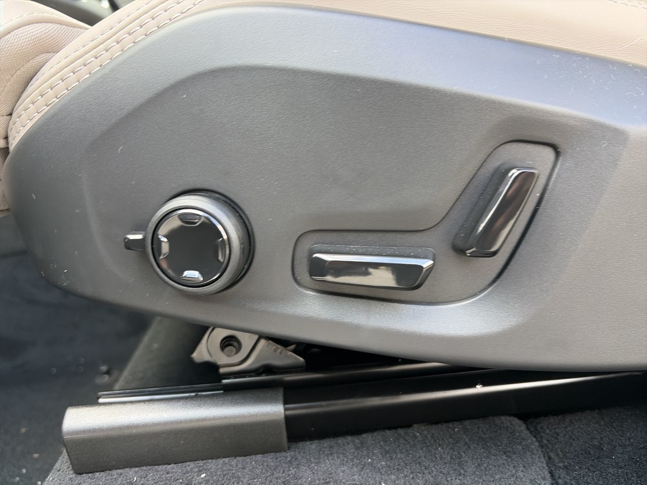 2027 Volvo XC90 Plug-in hybrid in Richmond, British Columbia