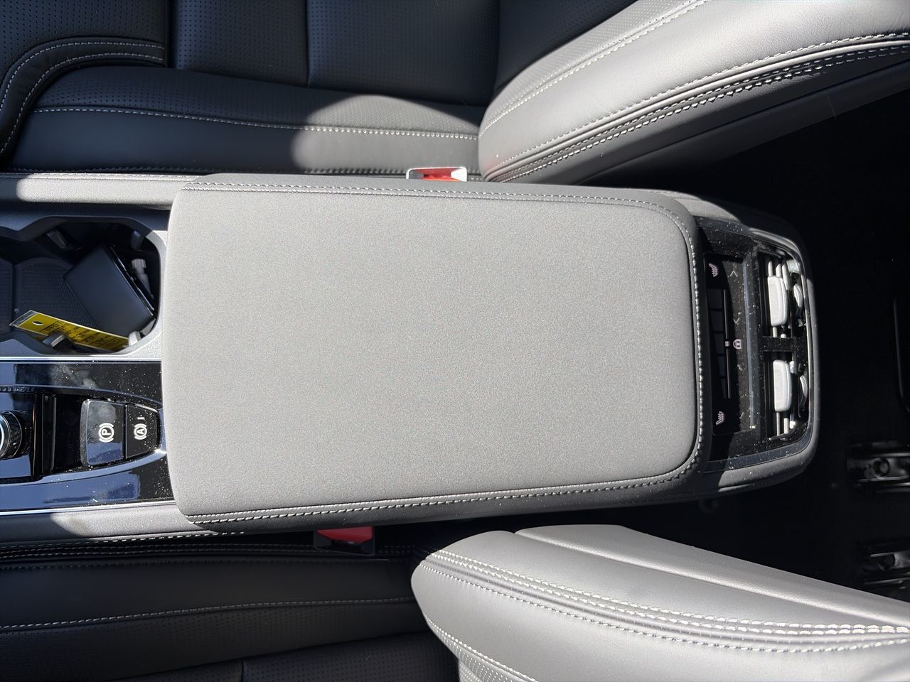 2027 Volvo XC90 Plug-in hybrid in Richmond, British Columbia
