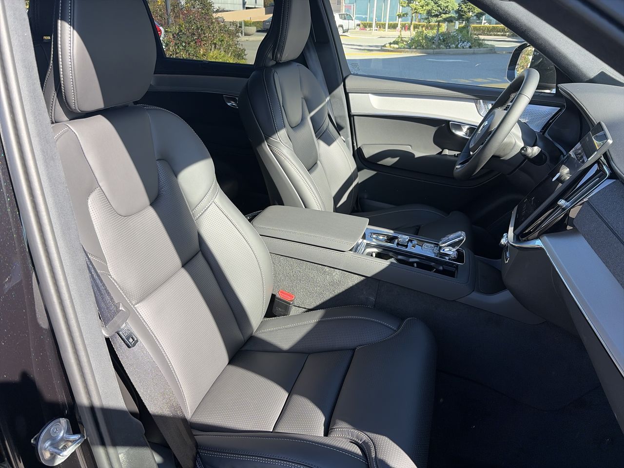 2027 Volvo XC90 Plug-in hybrid in Richmond, British Columbia