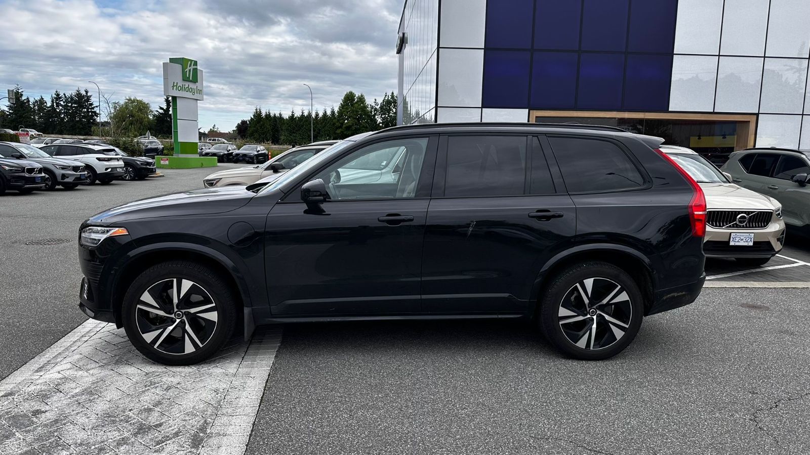 2023 Volvo XC90 in Richmond, British Columbia
