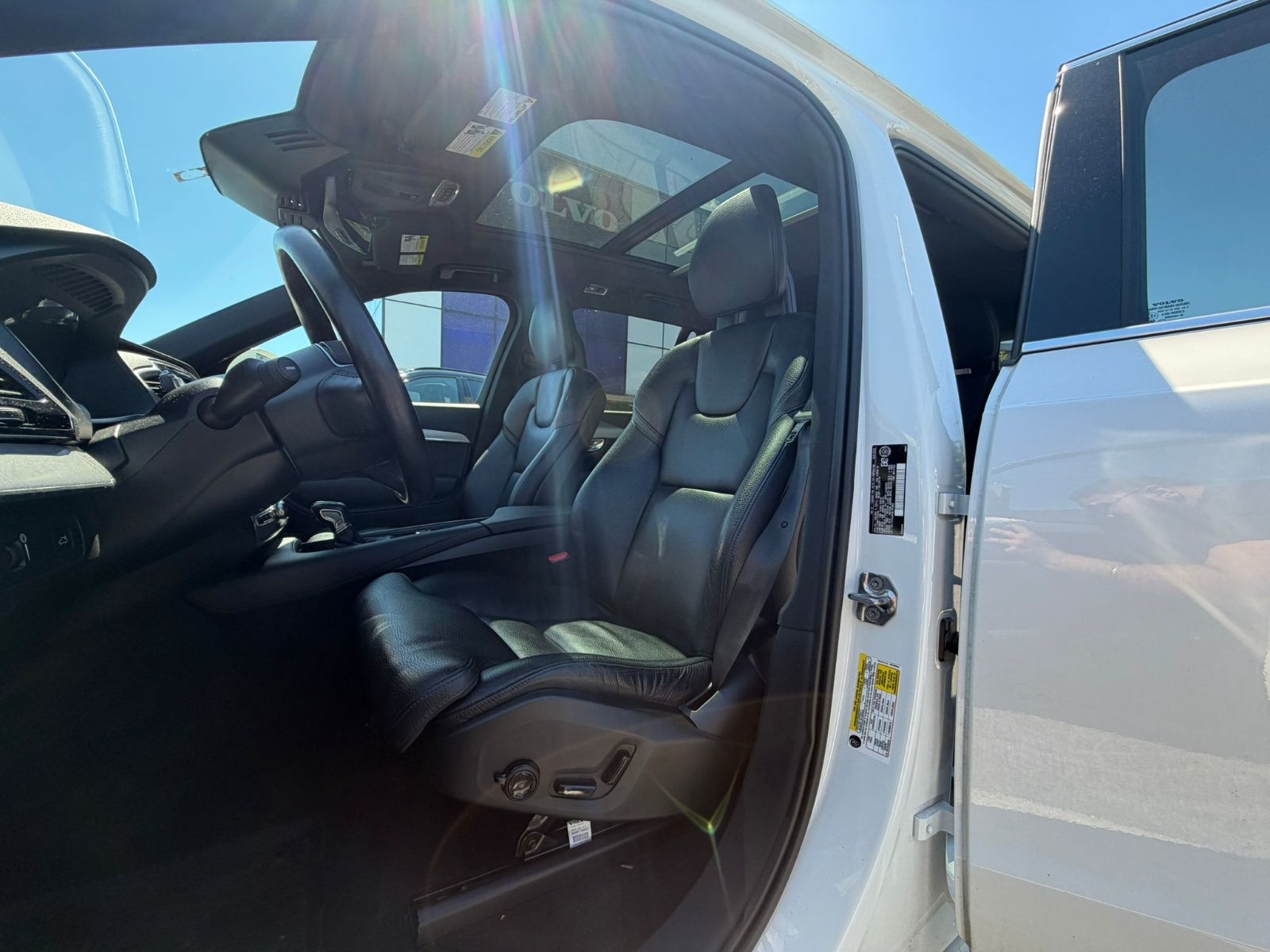2020 Volvo XC90 in Richmond, British Columbia