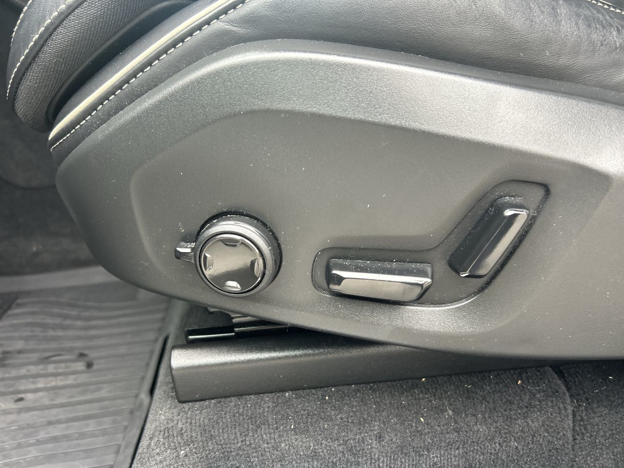 2021 Volvo XC90 in Richmond, British Columbia