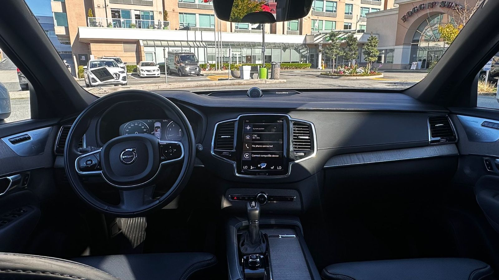 2022 Volvo XC90 in Richmond, British Columbia