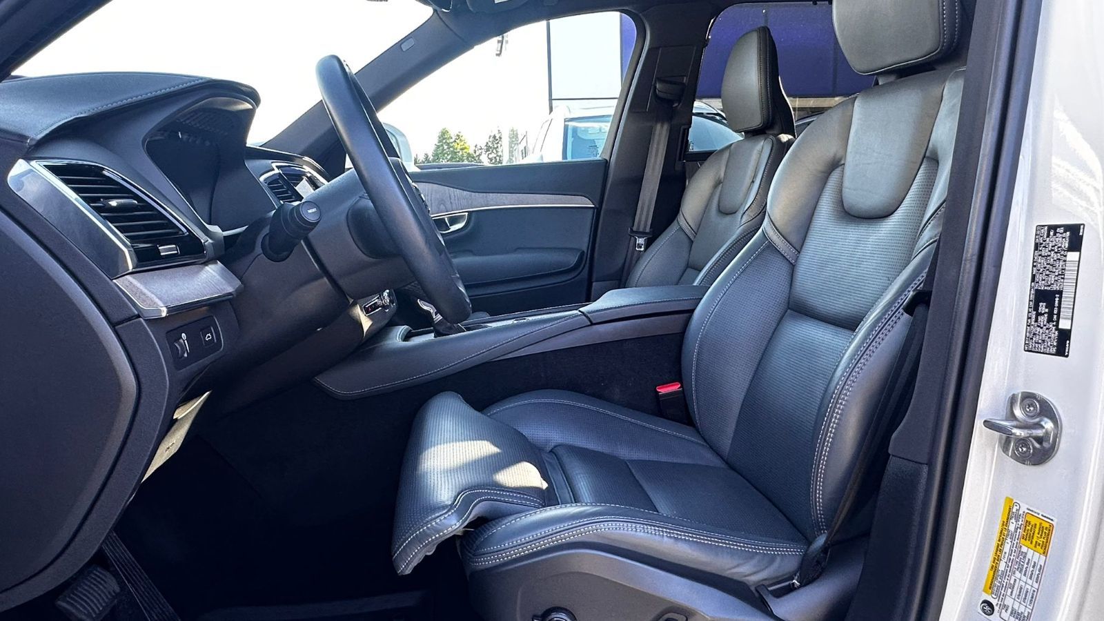 2022 Volvo XC90 in Richmond, British Columbia