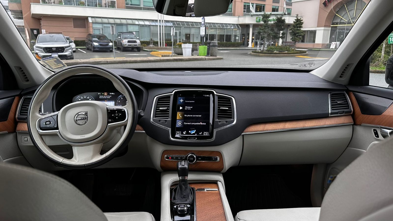 2022 Volvo XC90 in Richmond, British Columbia