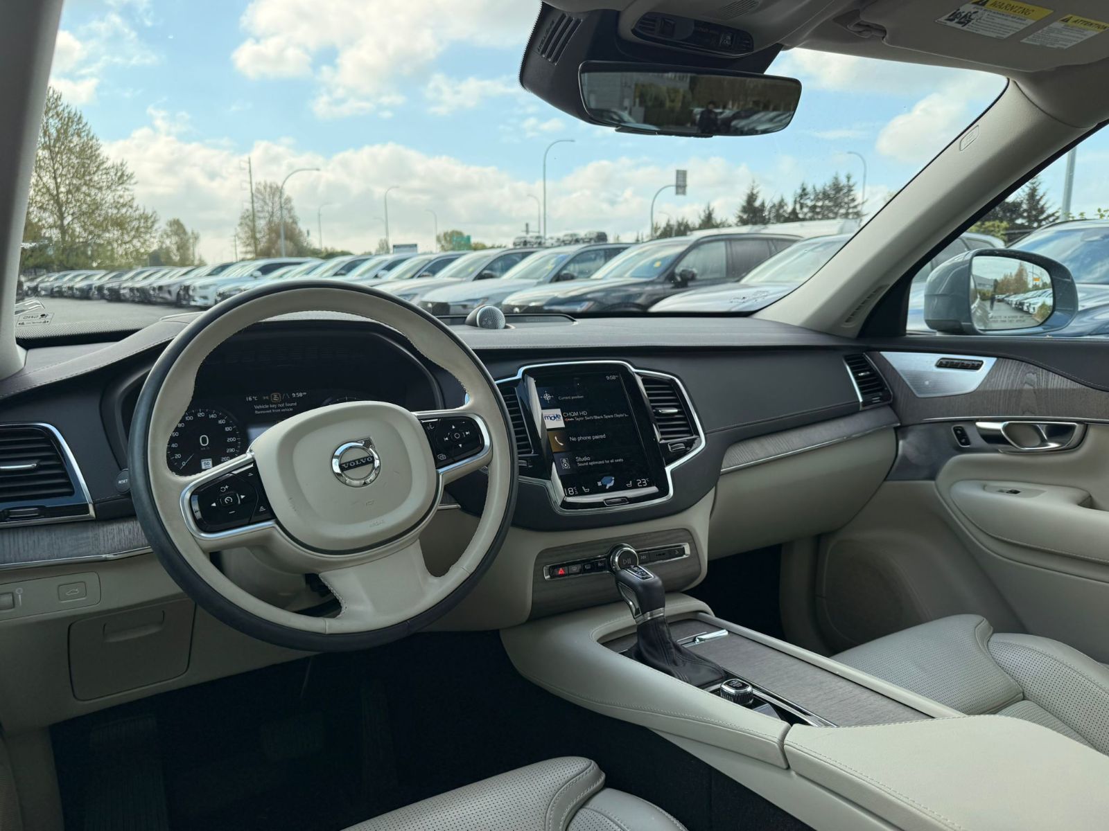 2022 Volvo XC90 in Richmond, British Columbia