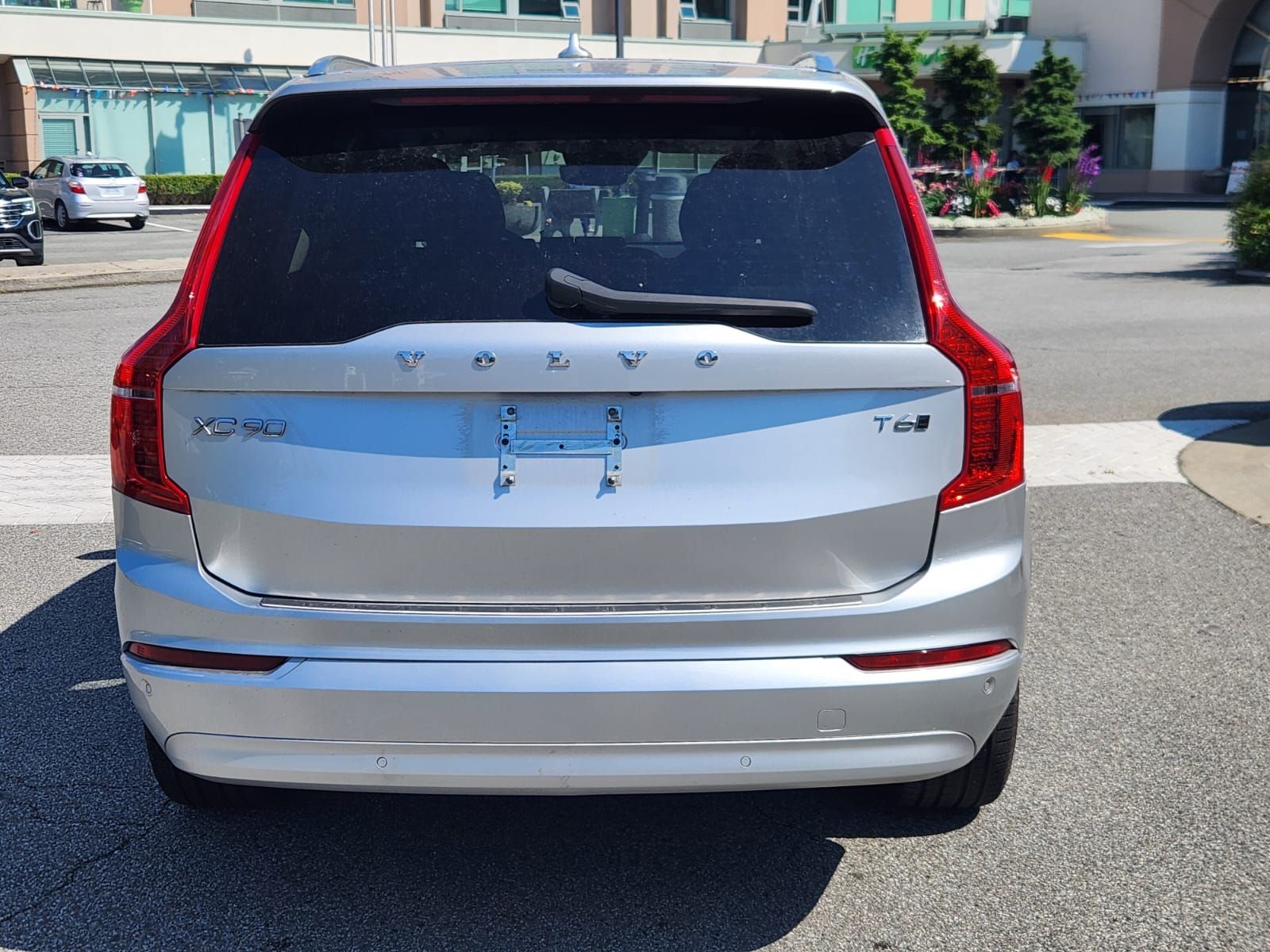 2022 Volvo XC90 in Richmond, British Columbia