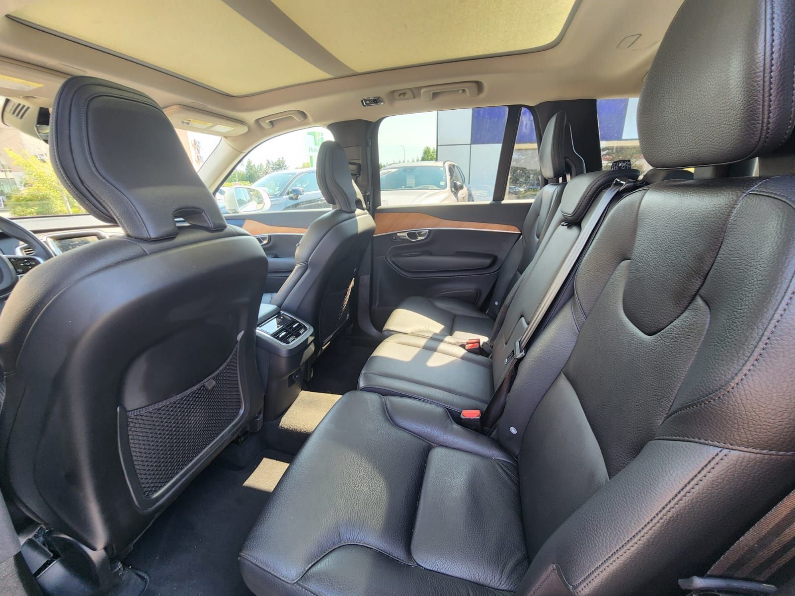 2022 Volvo XC90 in Richmond, British Columbia