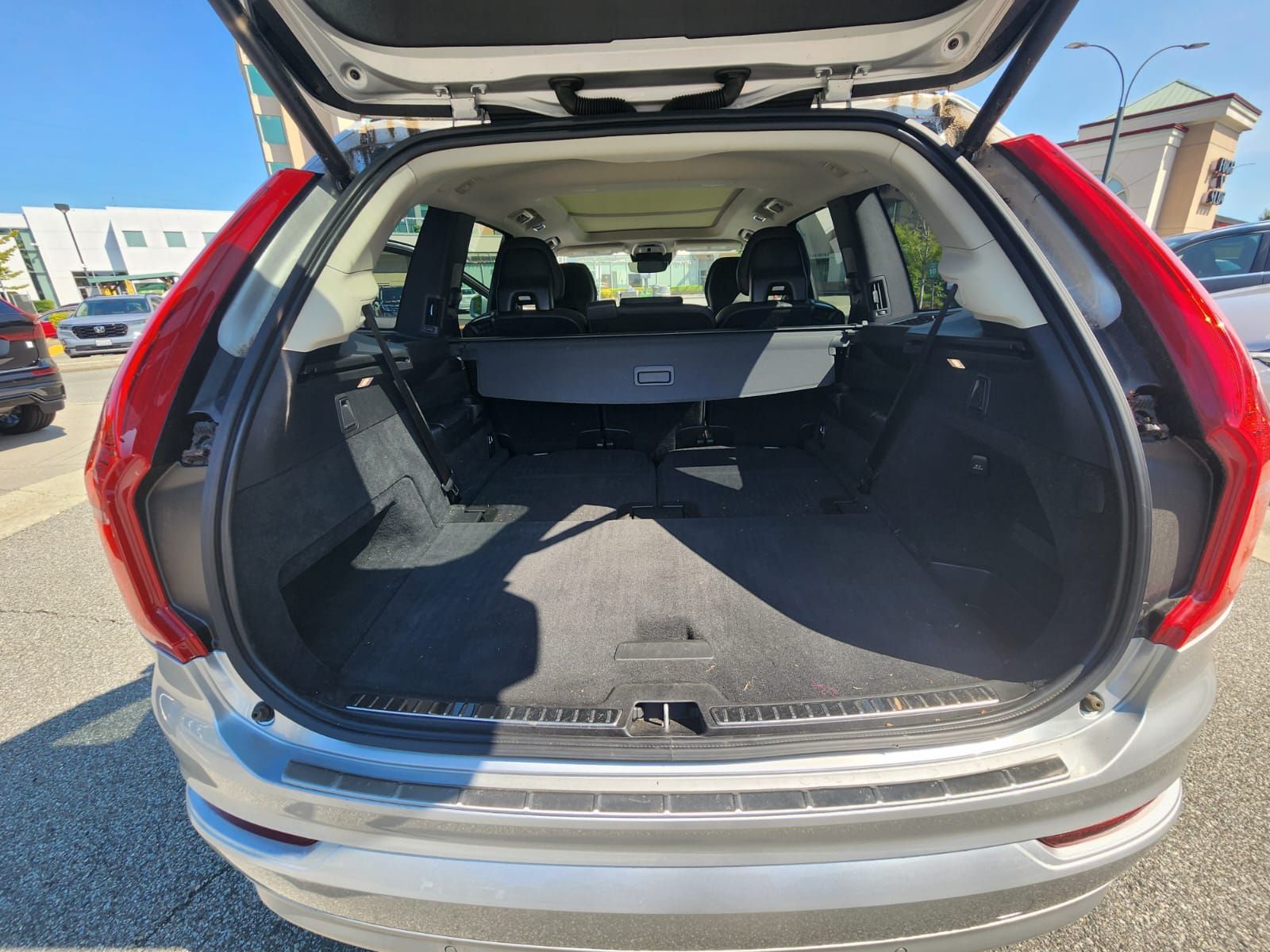 2022 Volvo XC90 in Richmond, British Columbia