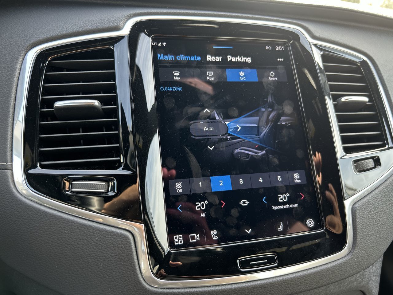 2023 Volvo XC90 in Richmond, British Columbia