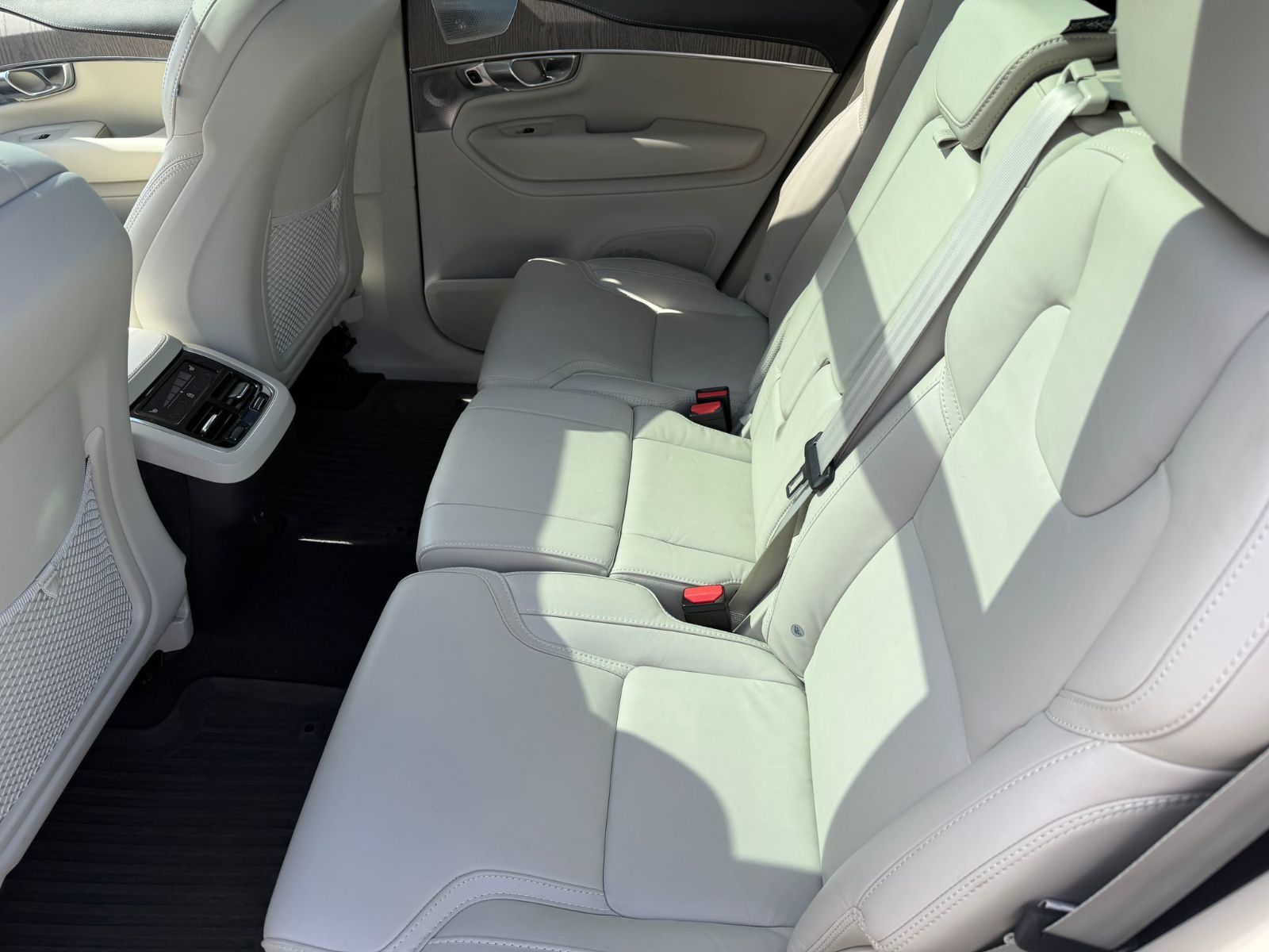 2023 Volvo XC90 in Richmond, British Columbia