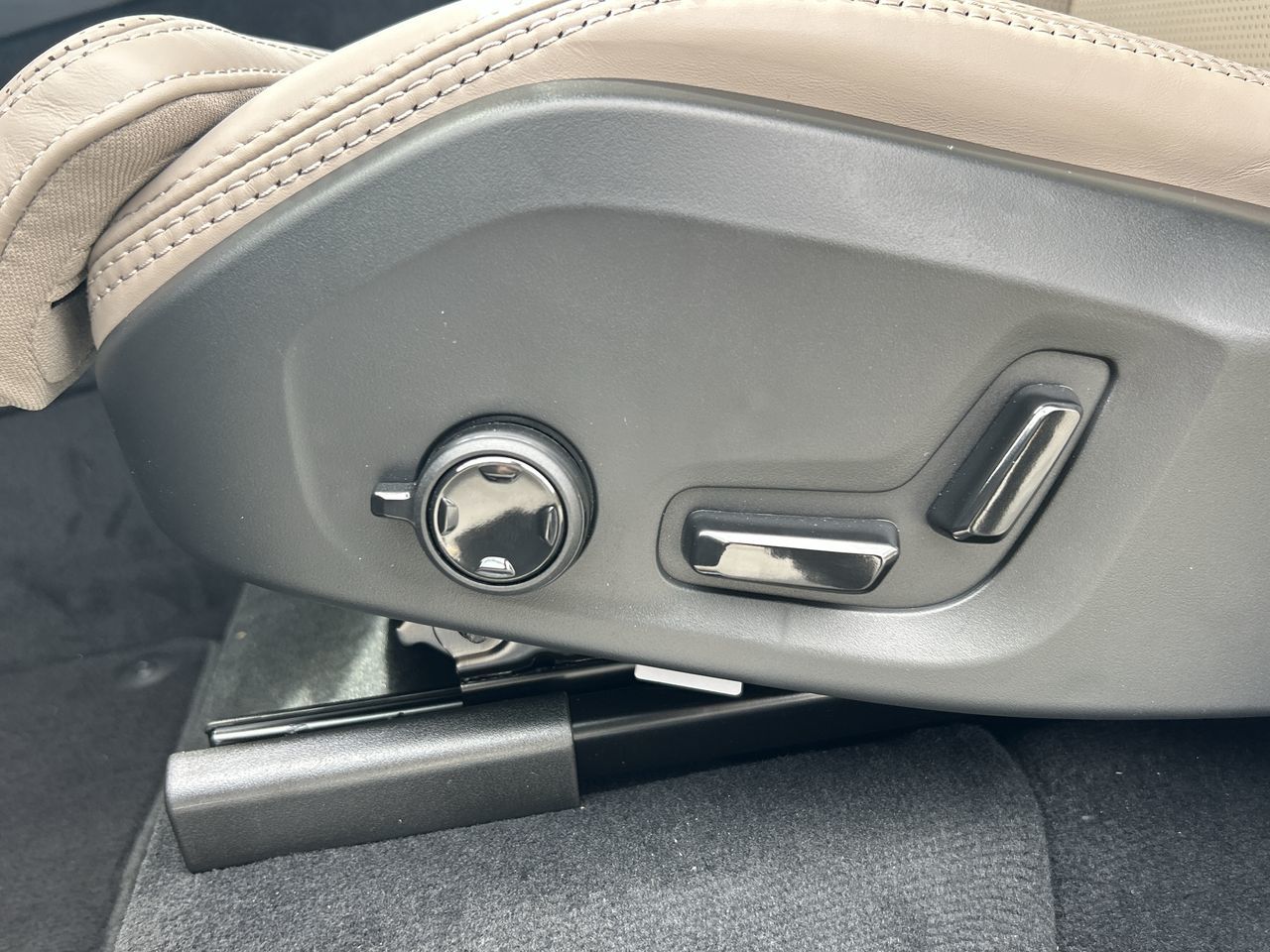 2026 Volvo XC90 in Richmond, British Columbia