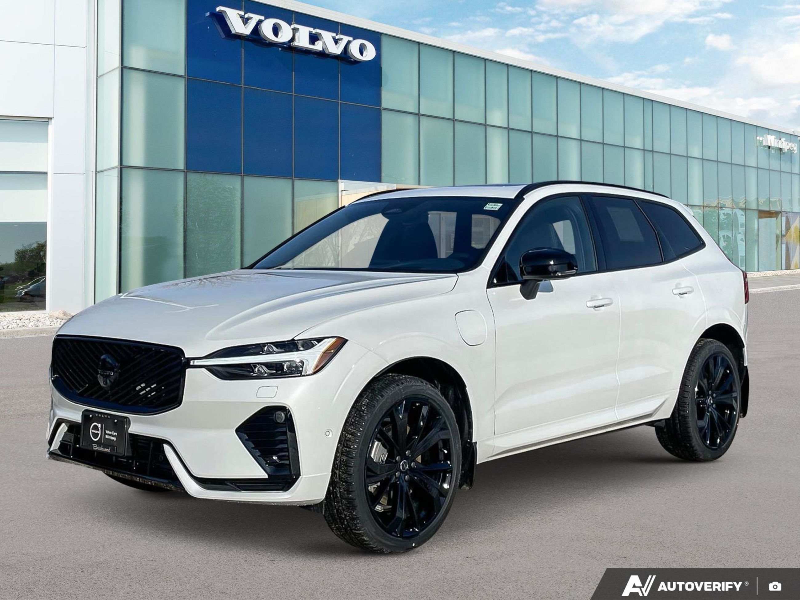 2026 Volvo XC60 Ultra Black Edition
