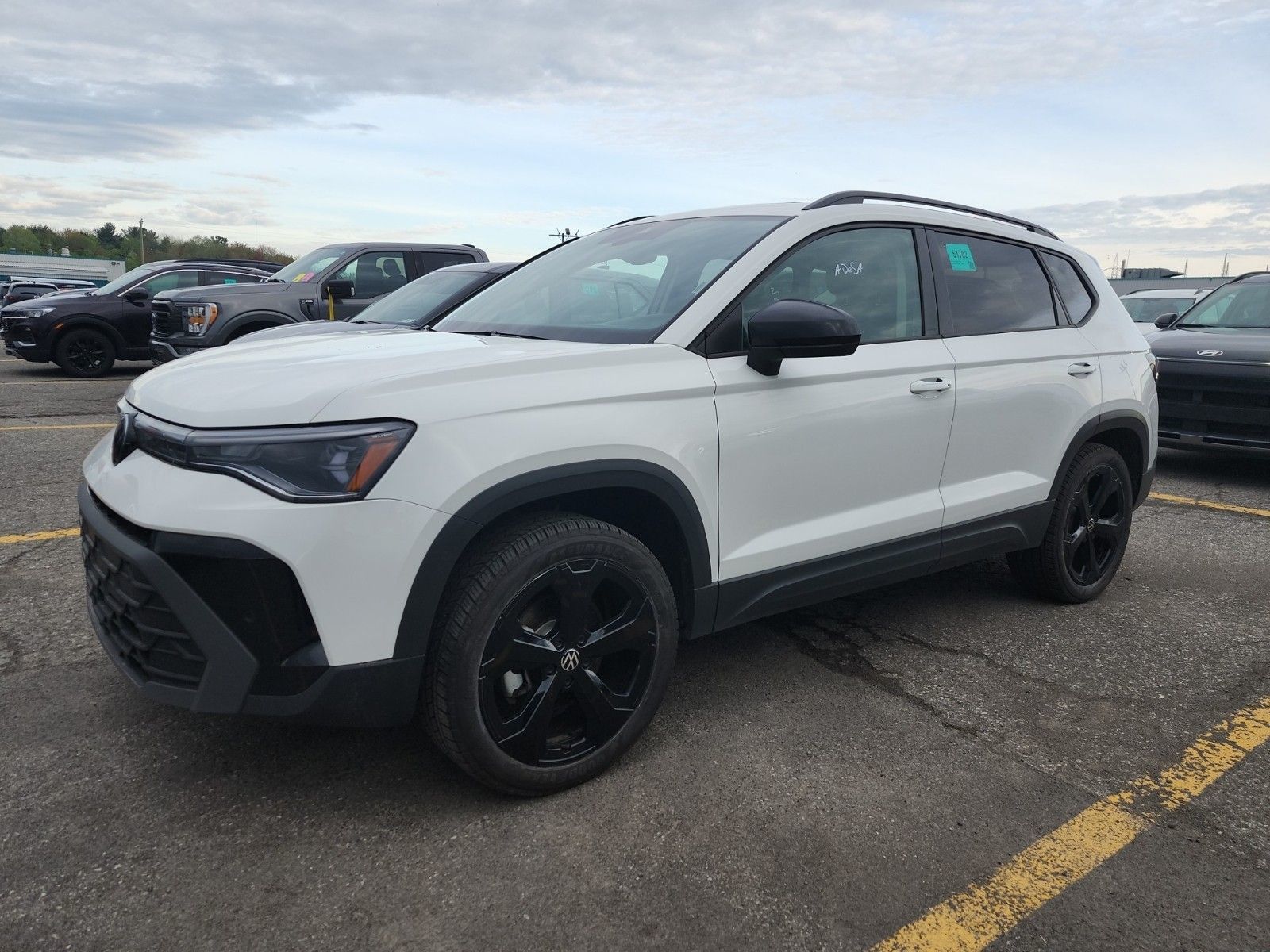 2025 Volkswagen Taos Comfortline Black Edition