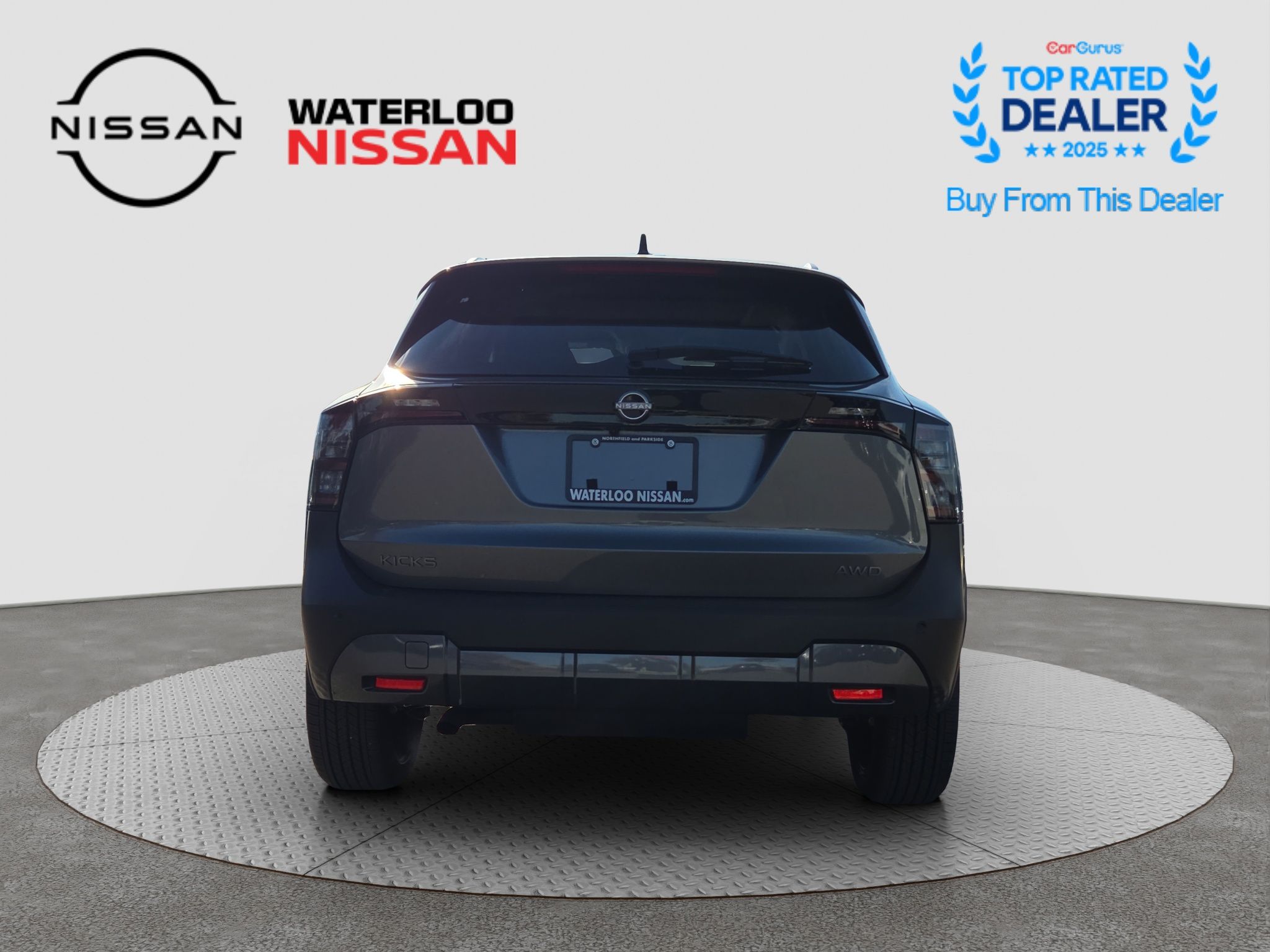 Photo 2027 Nissan Kicks SR Premium AWD #4