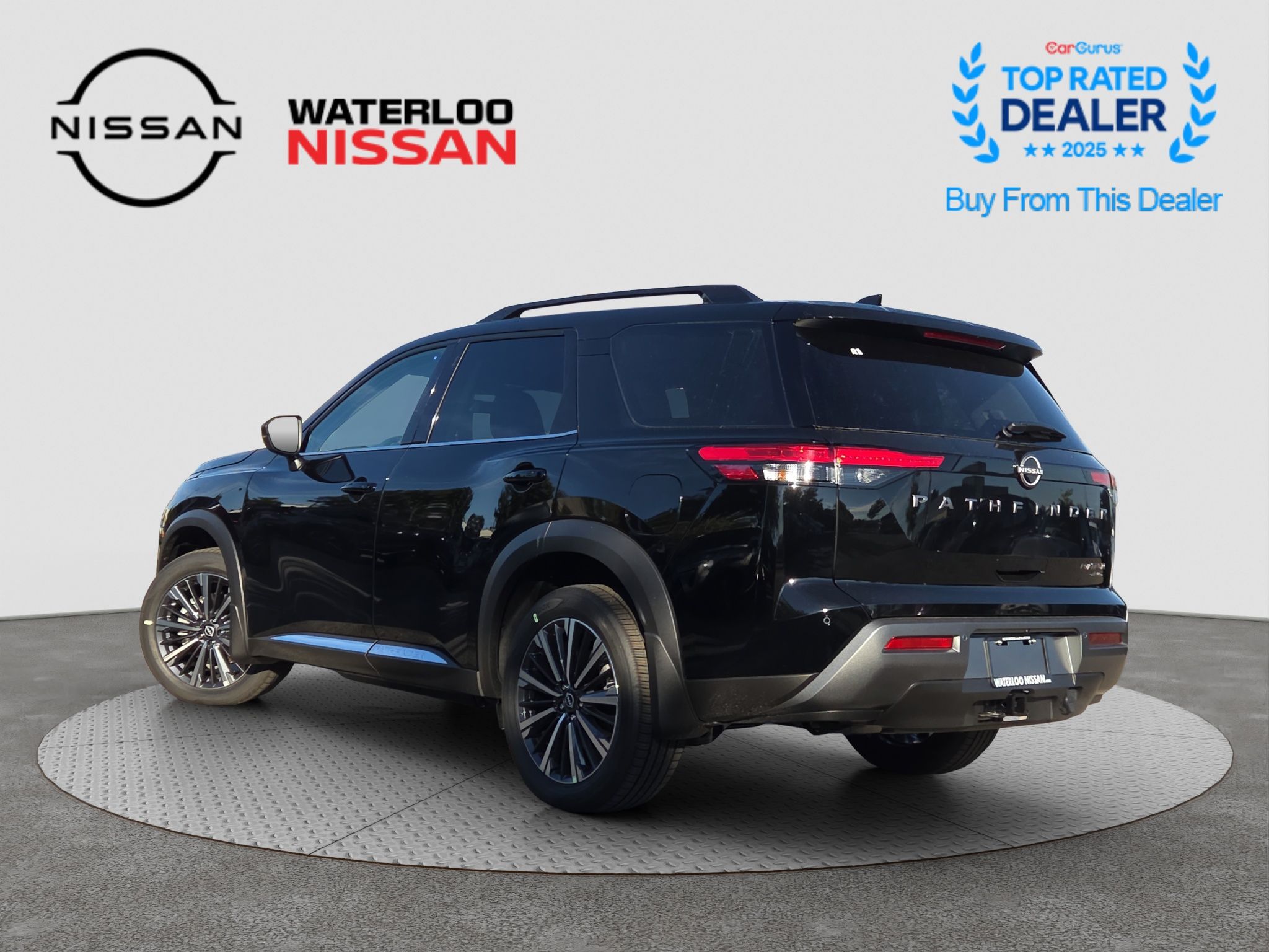 Photo 2026 Nissan Pathfinder Platinum #3