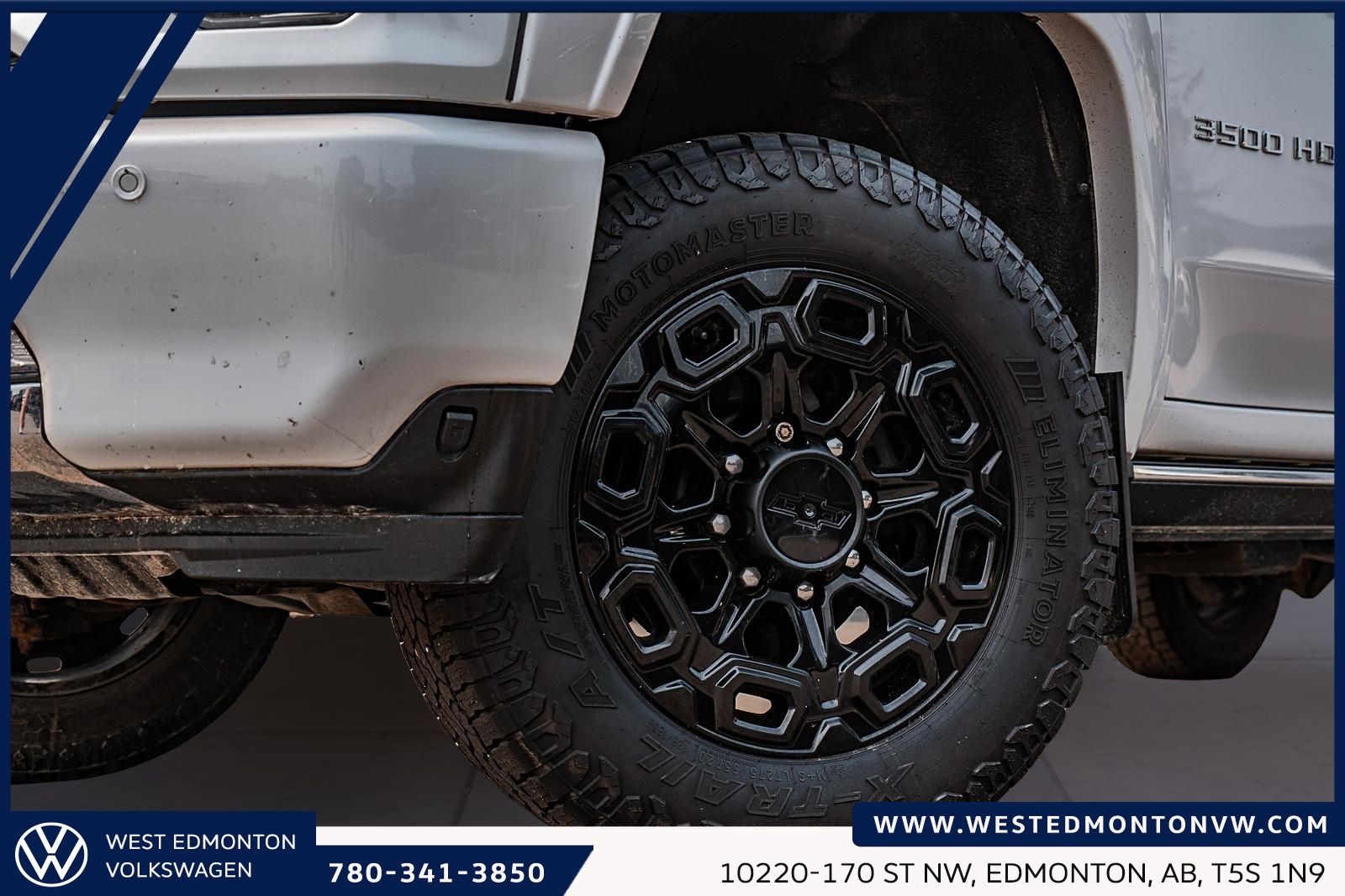 Photo 2023 Chevrolet Silverado 3500HD High Country #3