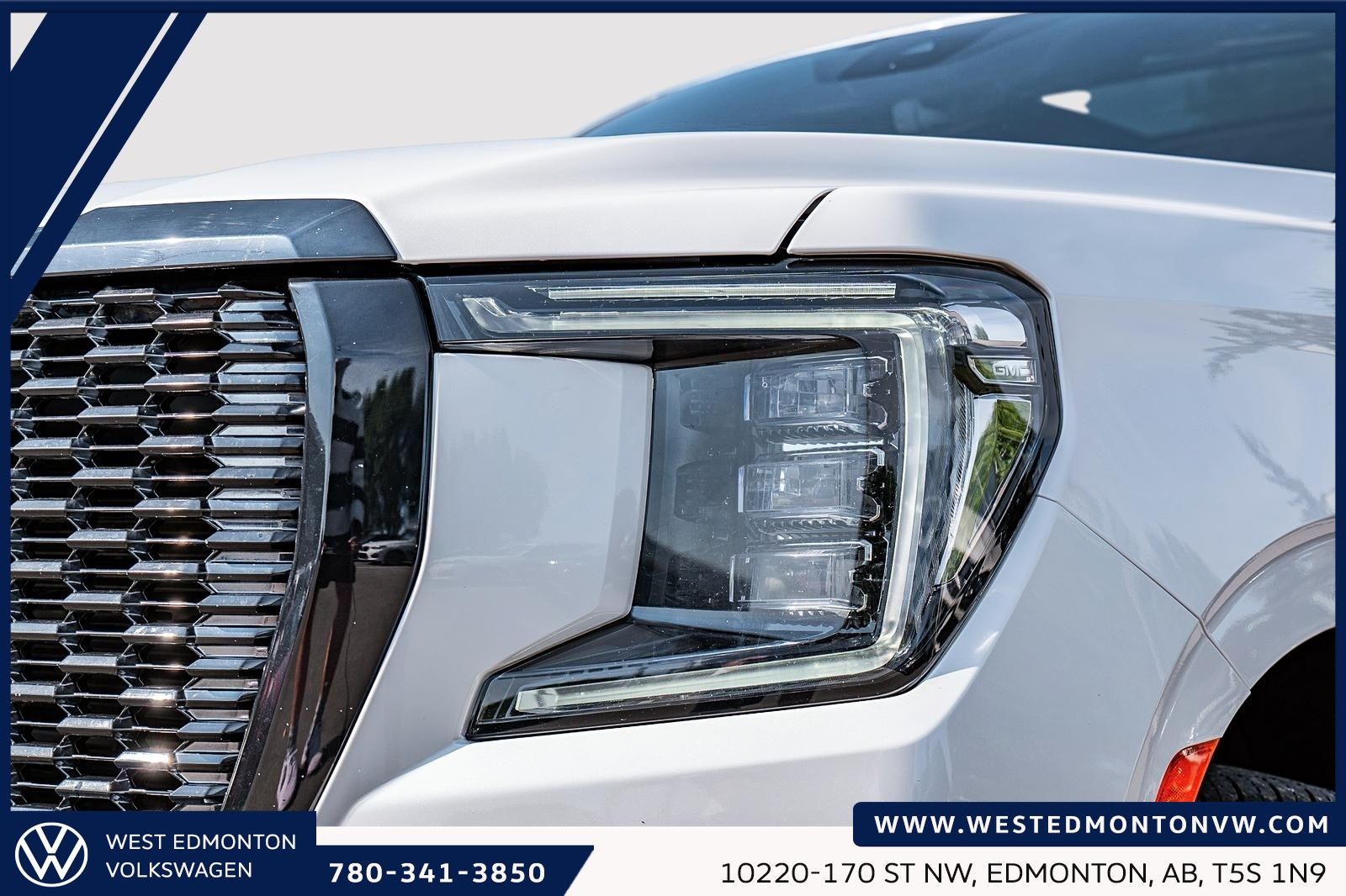 Photo 2023 GMC Yukon XL Denali Ultimate #2