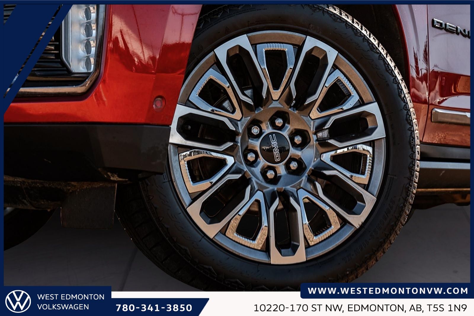 Photo 2023 GMC Yukon XL Denali Ultimate #3