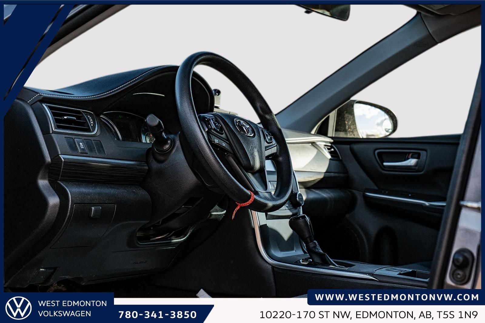 Photo 2016 Toyota Camry Hybrid LE #8