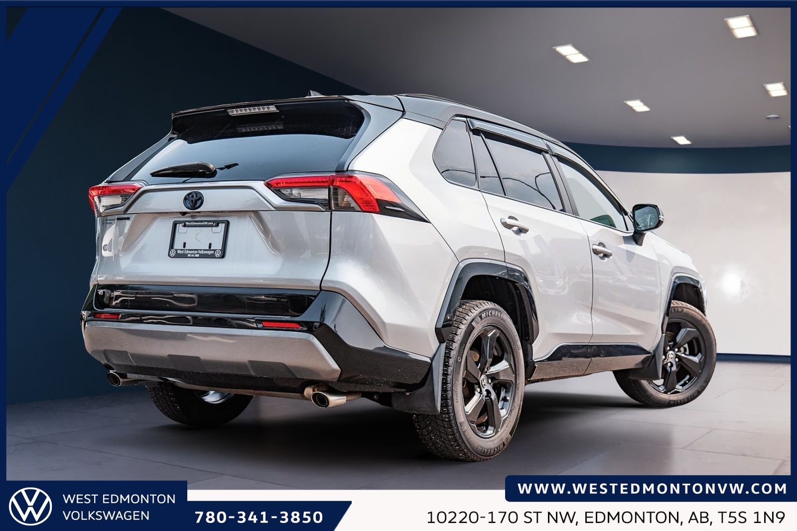 Photo 2021 Toyota RAV4 Hybrid XLE #4